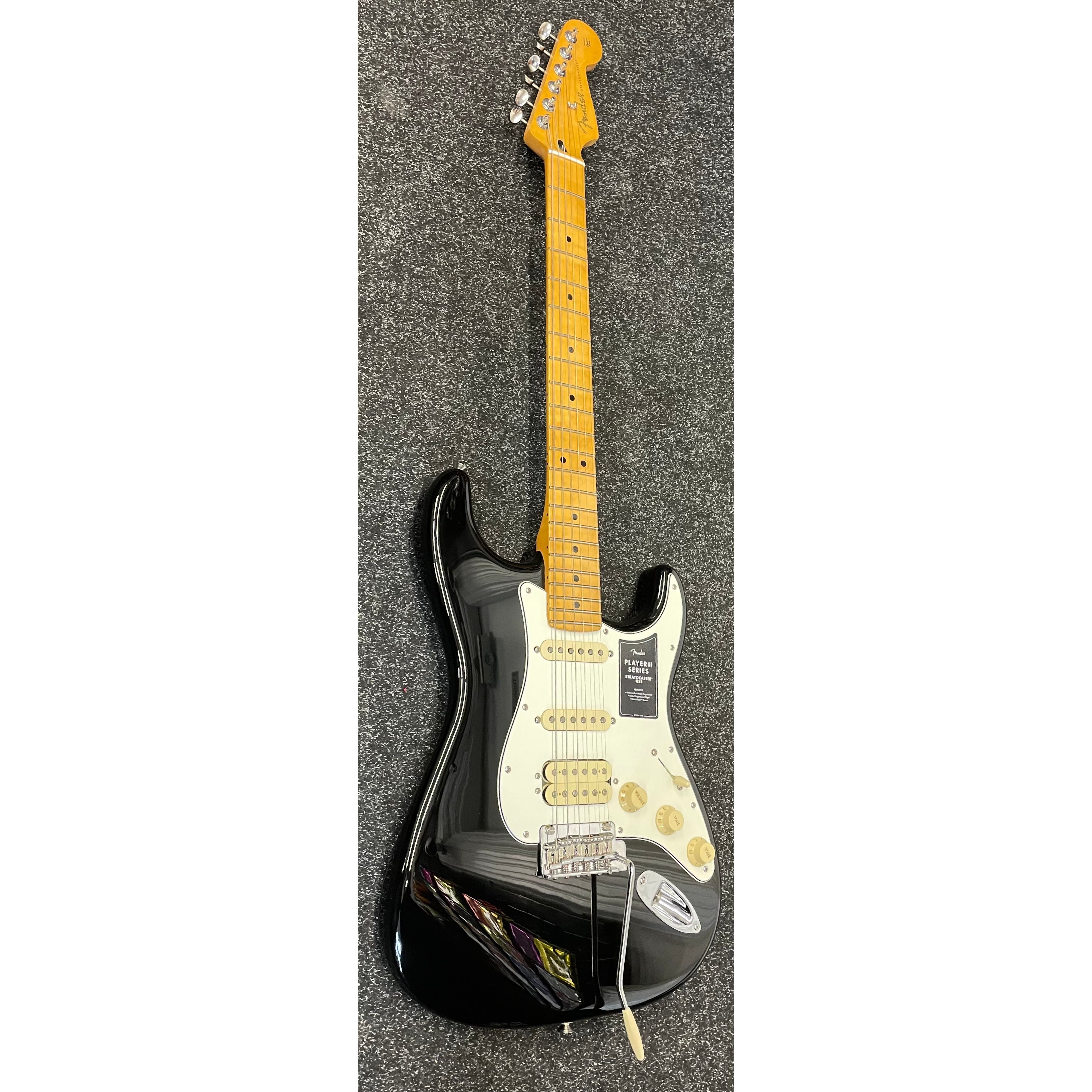 Fender Player II Stratocaster HSS Made in Mexico MIM 2025 in Gloss Black Pre-Owned