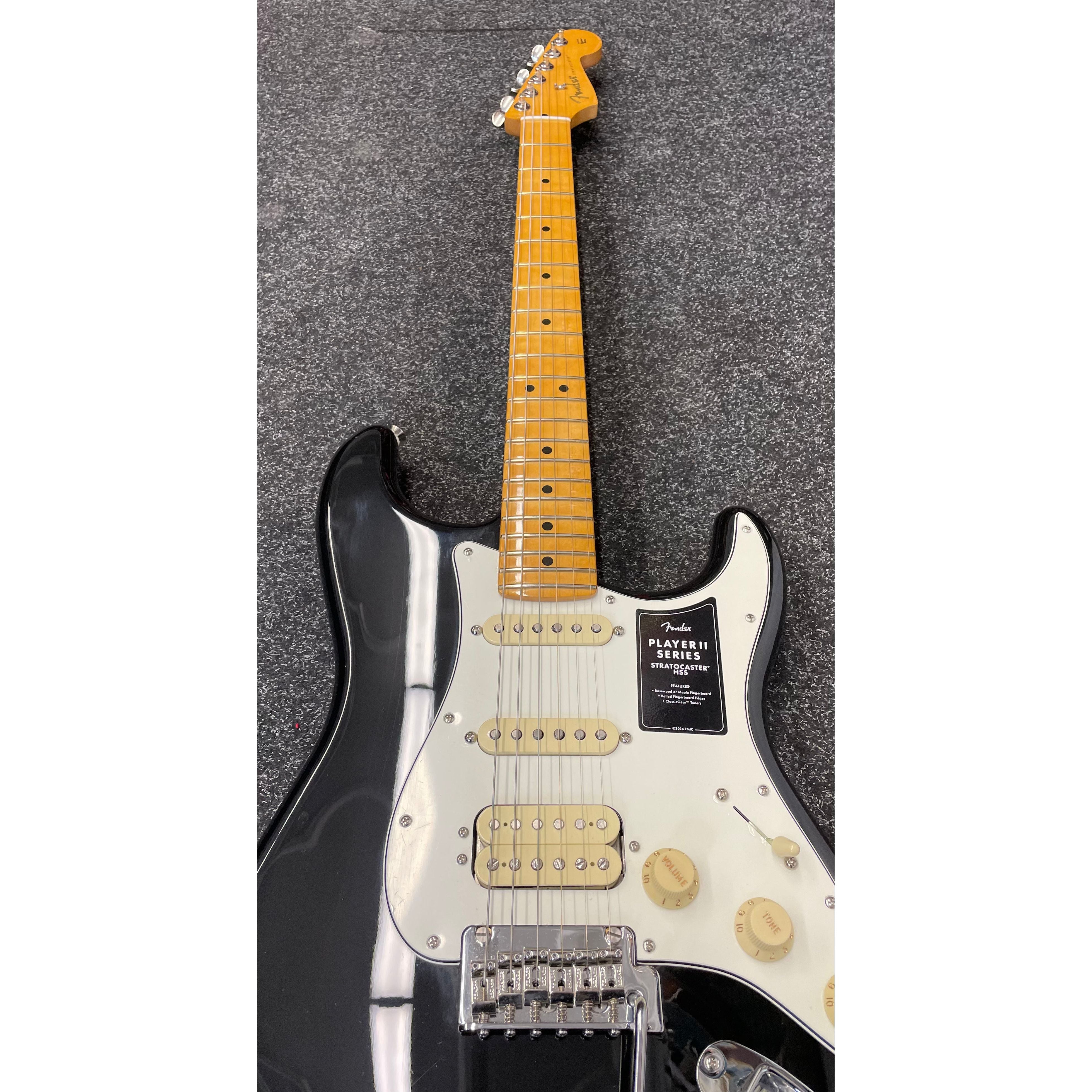 Fender Player II Stratocaster HSS Made in Mexico MIM 2025 in Gloss Black Pre-Owned