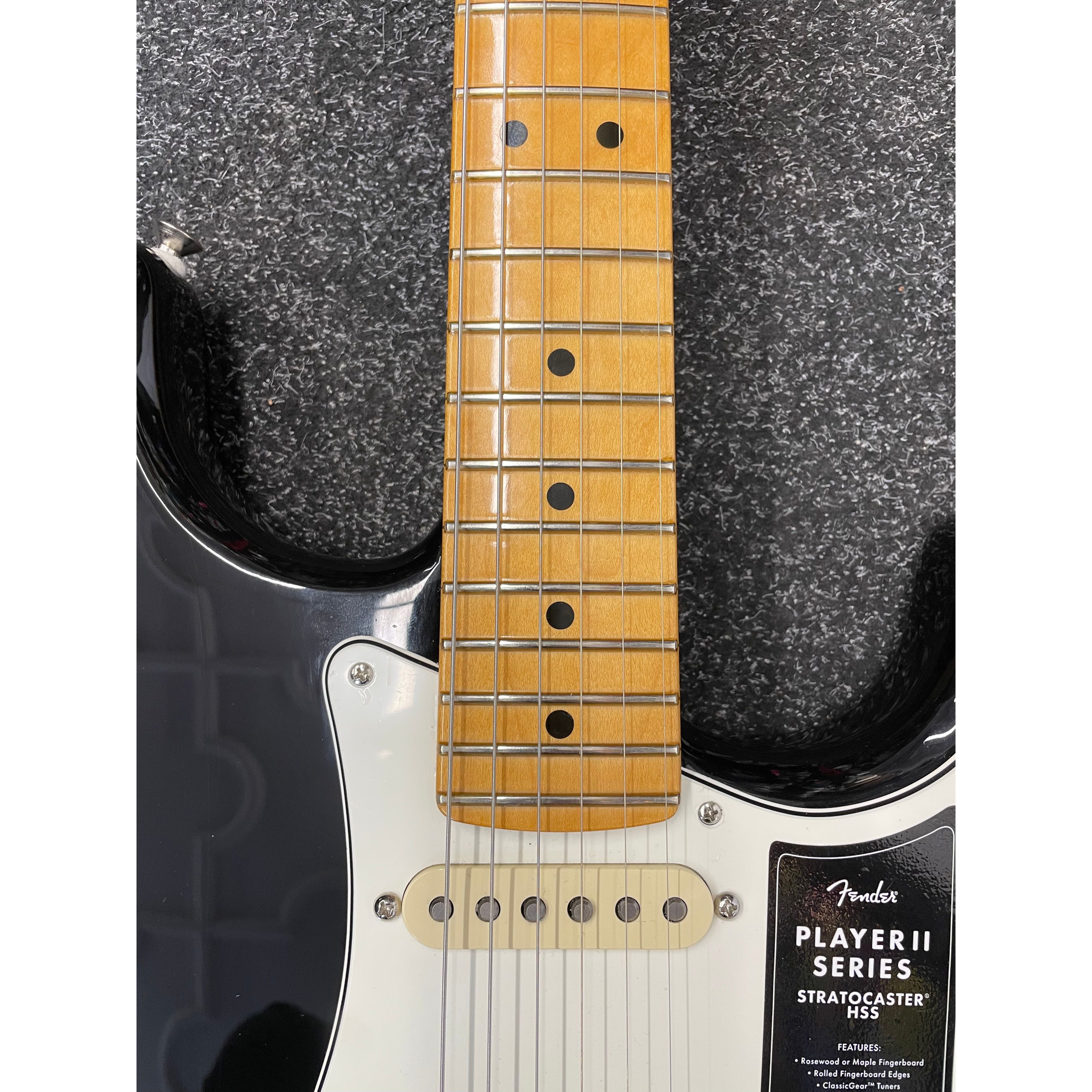 Fender Player II Stratocaster HSS Made in Mexico MIM 2025 in Gloss Black Pre-Owned