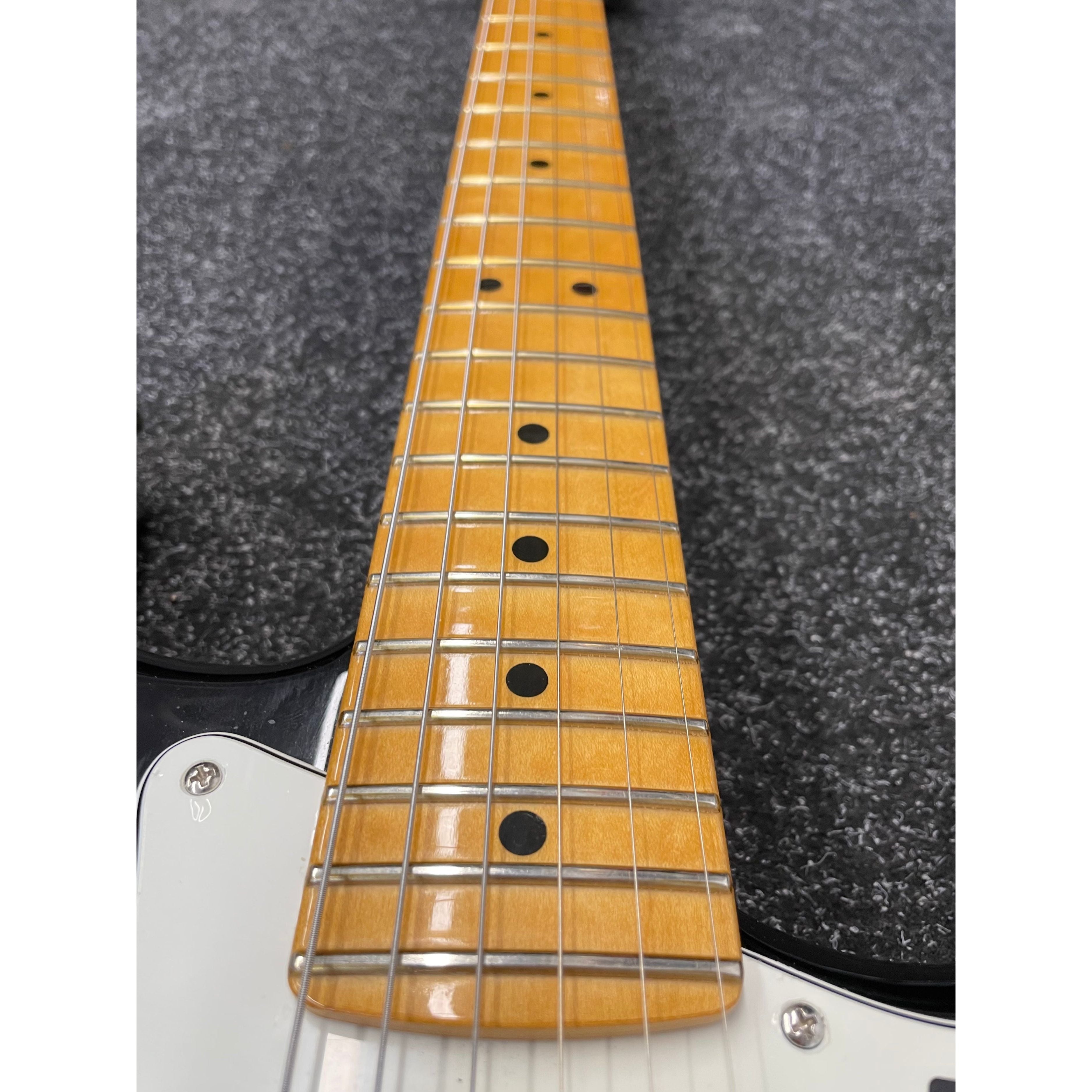 Fender Player II Stratocaster HSS Made in Mexico MIM 2025 in Gloss Black Pre-Owned