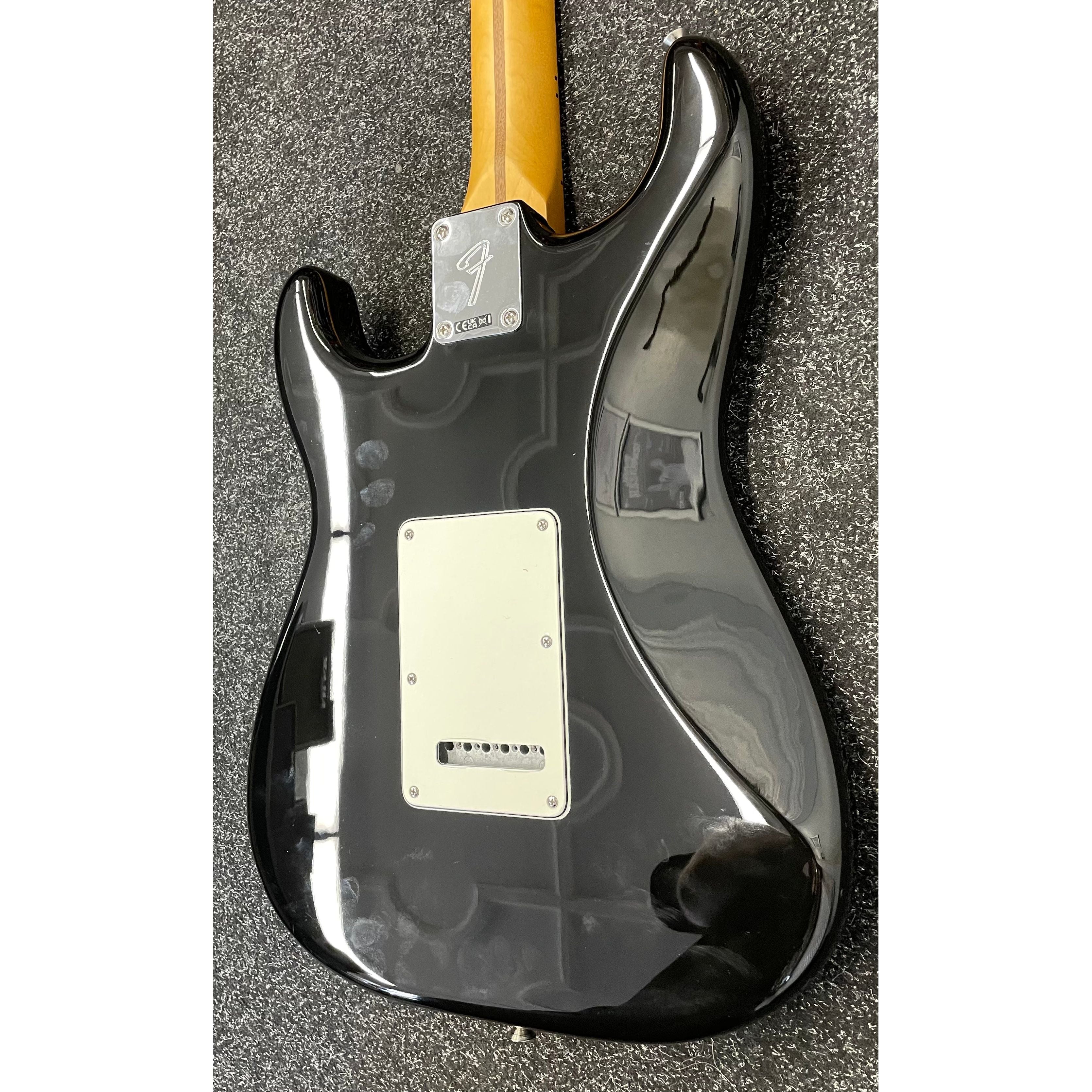 Fender Player II Stratocaster HSS Made in Mexico MIM 2025 in Gloss Black Pre-Owned