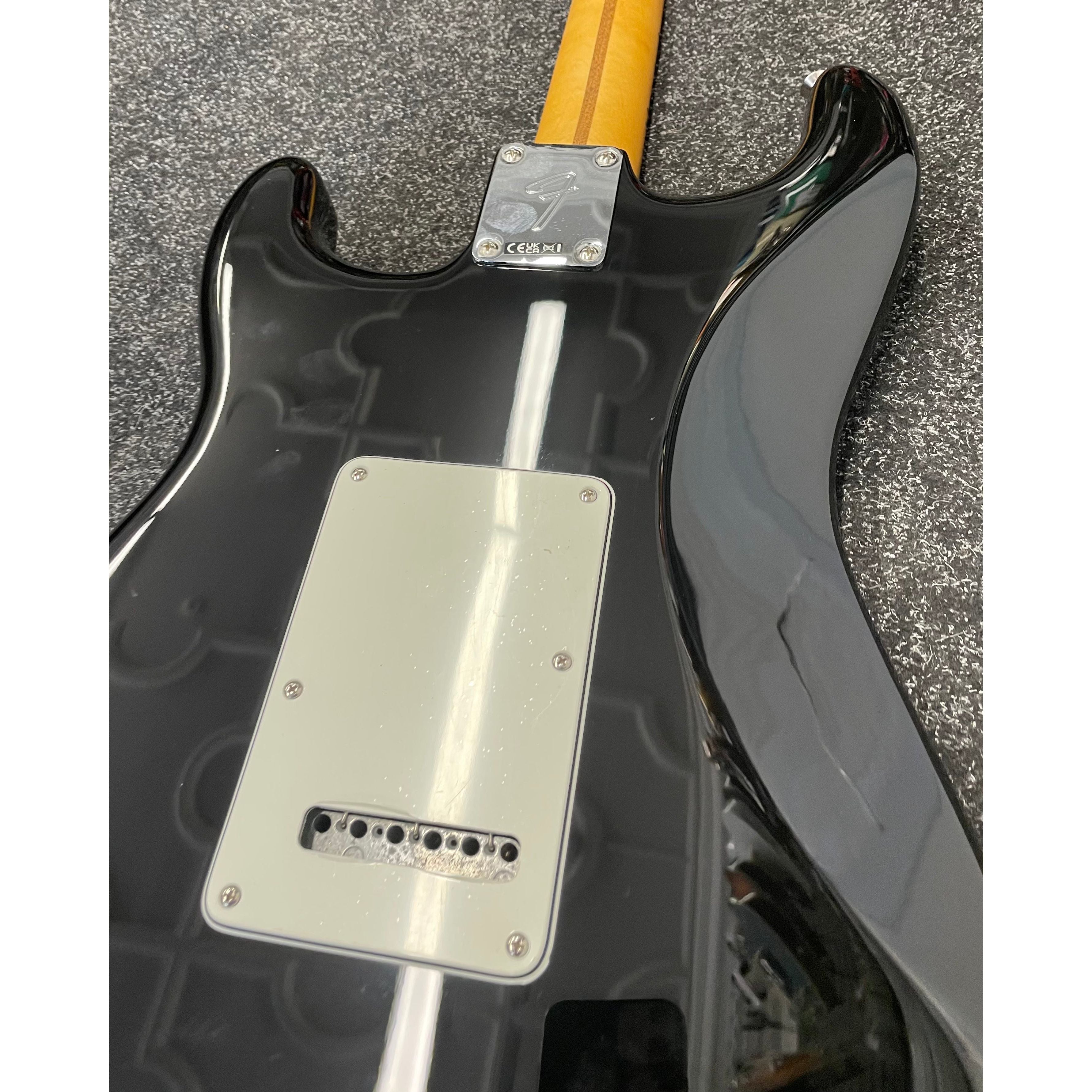 Fender Player II Stratocaster HSS Made in Mexico MIM 2025 in Gloss Black Pre-Owned