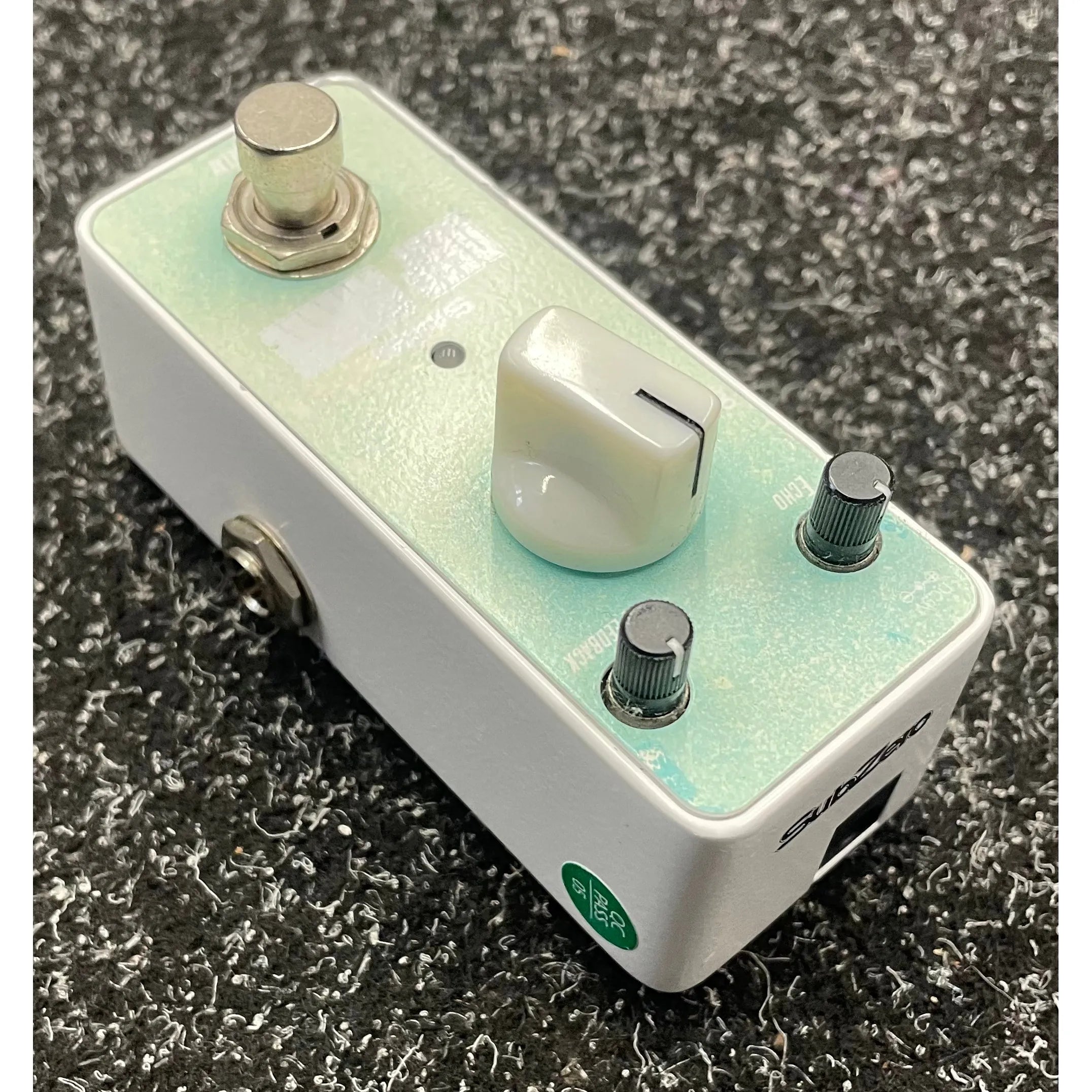 SubZero Deep Freeze Delay Effects Pedal Pre-Owned