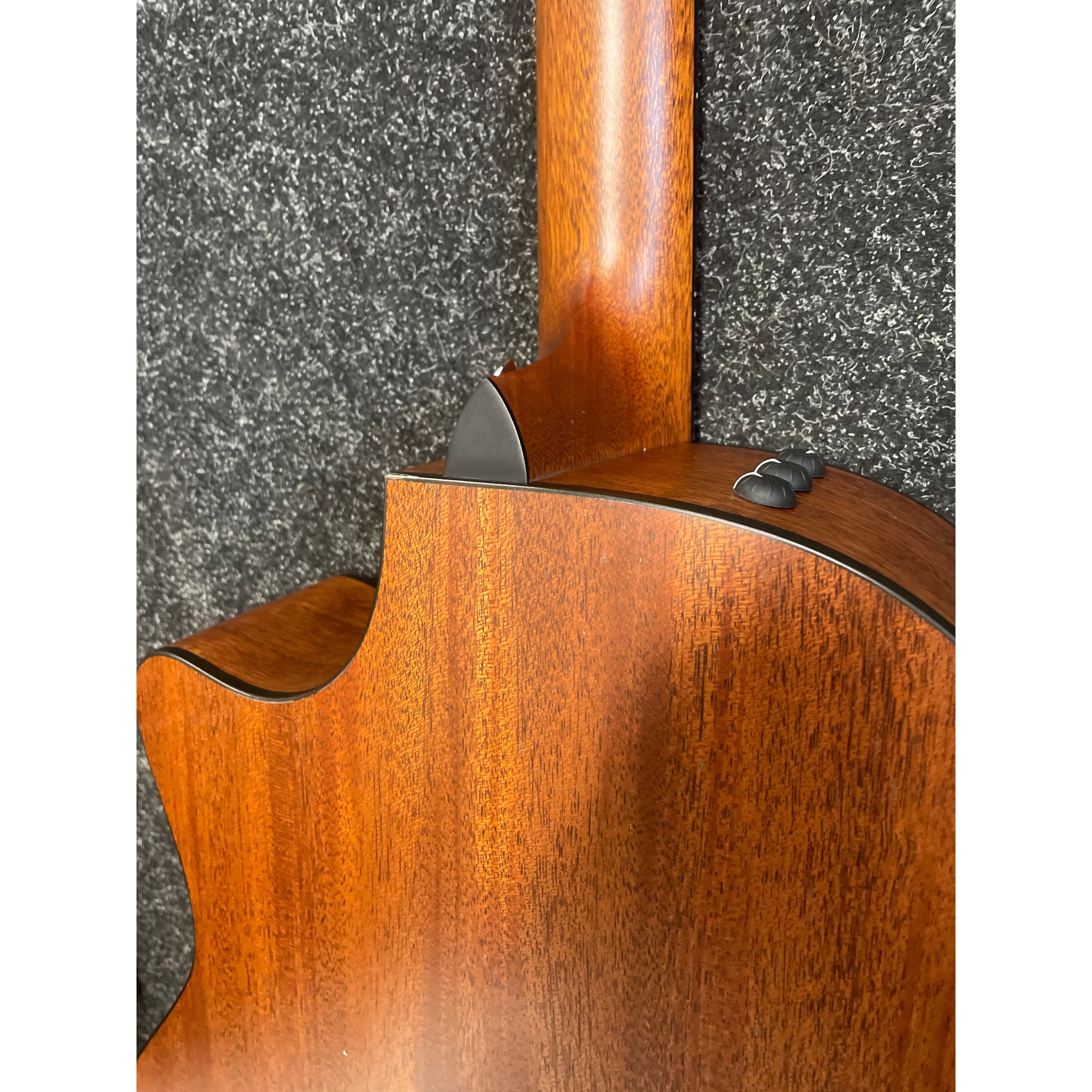 Taylor 354CE Grand Auditorium Venetian Cutaway 12-String Electro Acoustic Guitar in Natural Pre-Owned