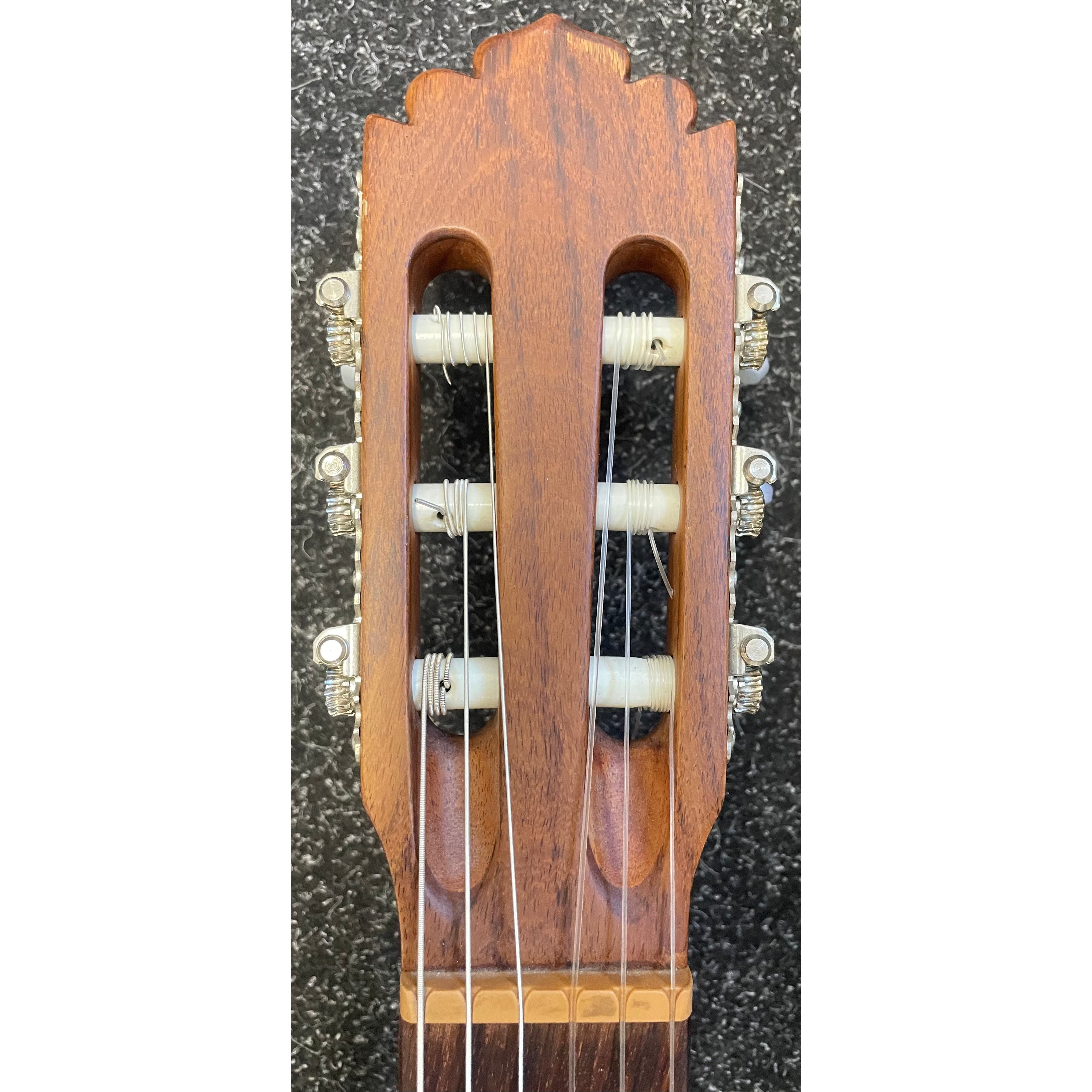Manuel Rodriguez E Hijos Mod. C1M 4312 Classical Guitar in Natural Satin Pre-Owned