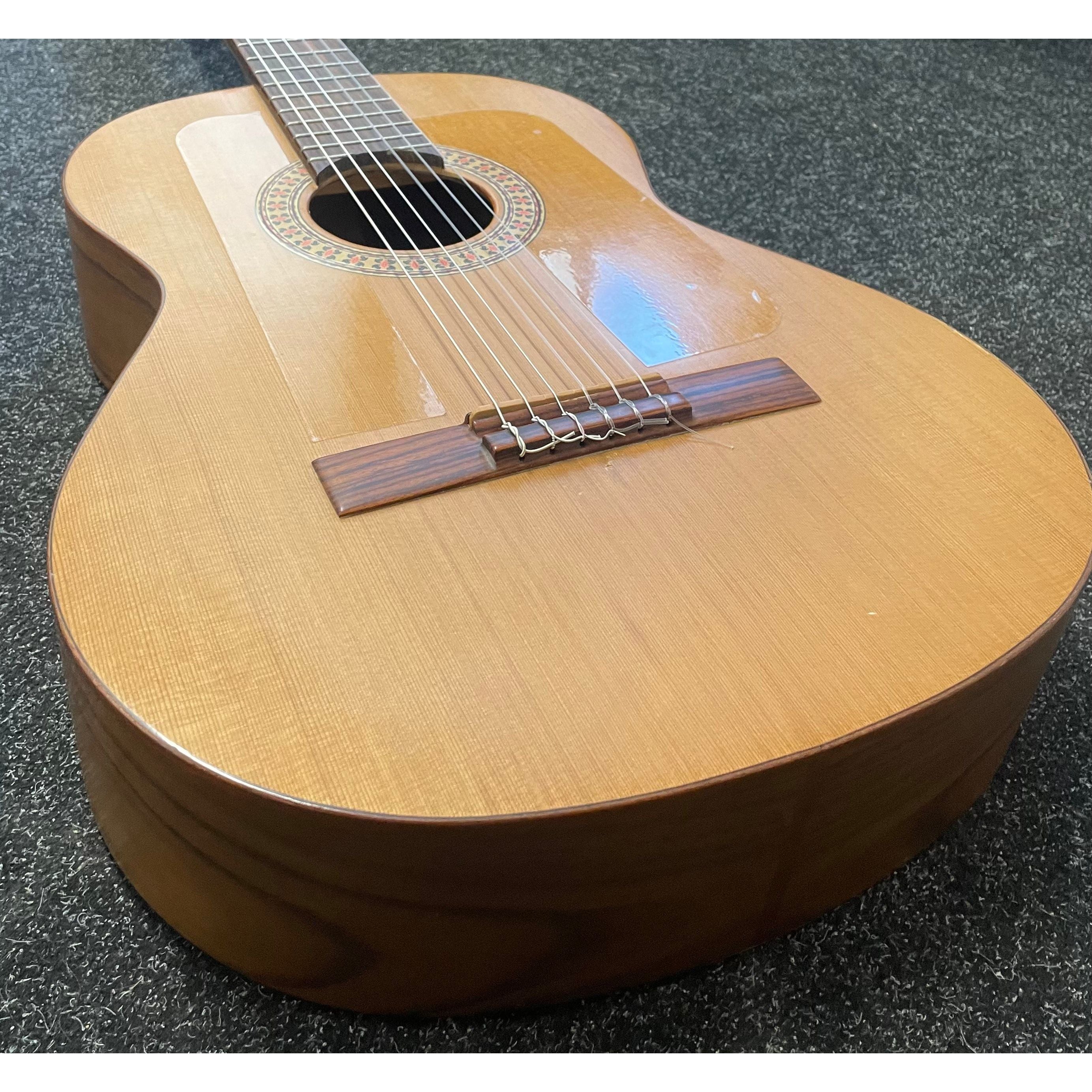 Manuel Rodriguez E Hijos Mod. C1M 4312 Classical Guitar in Natural Satin Pre-Owned