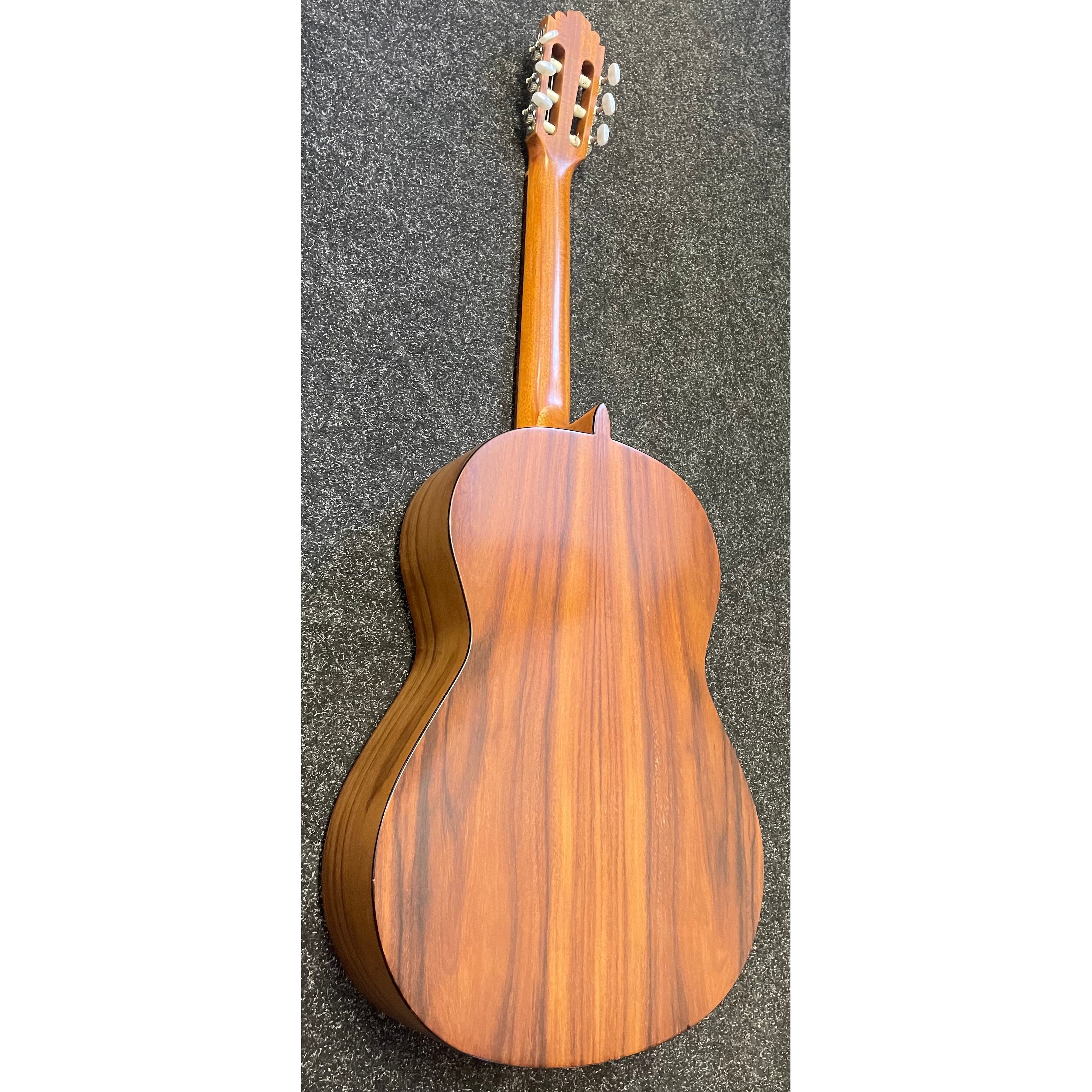 Manuel Rodriguez E Hijos Mod. C1M 4312 Classical Guitar in Natural Satin Pre-Owned