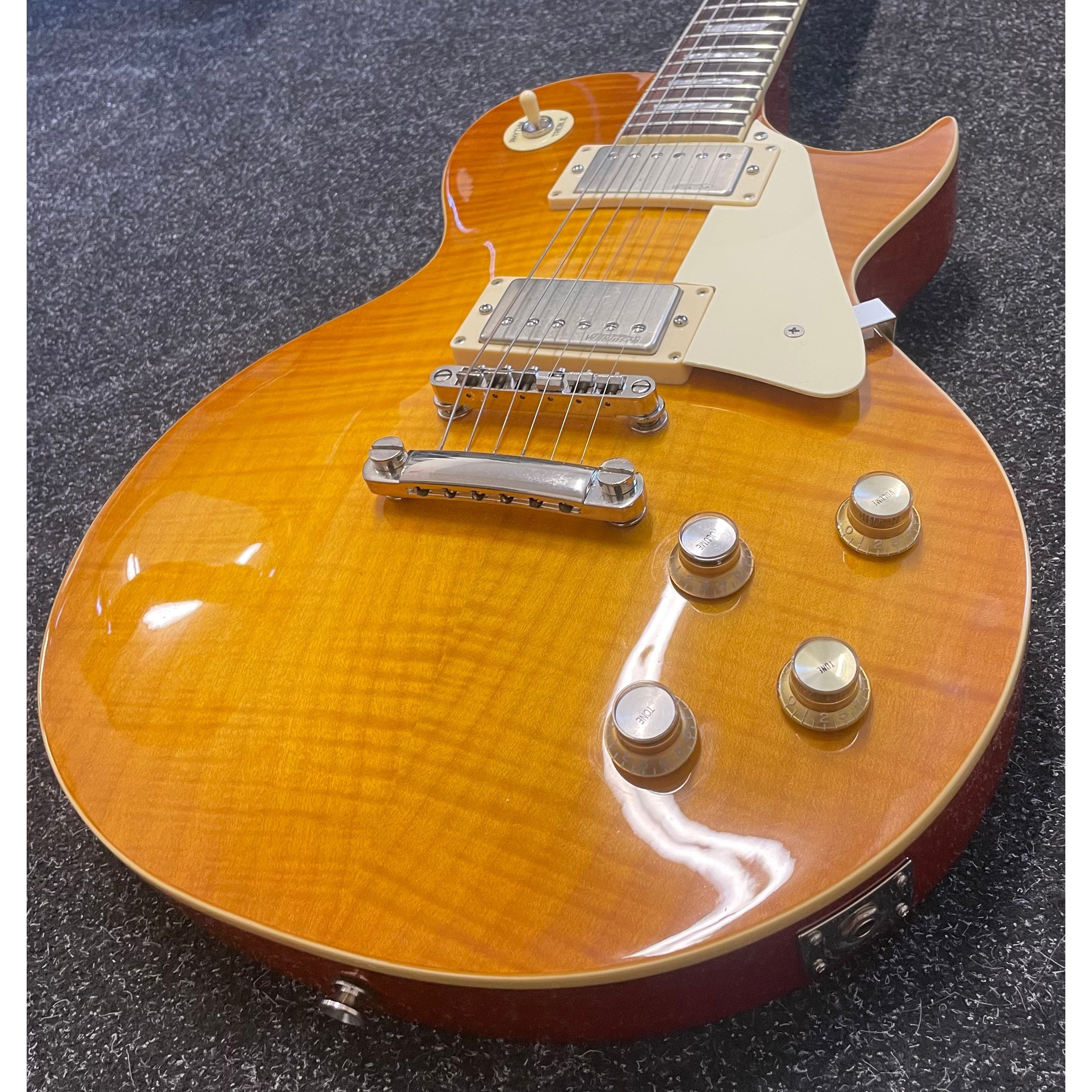 Vintage Lemon Drop PGM 100 ReIssued LP Style Electric Guitar with Hardcase Pre-Owned