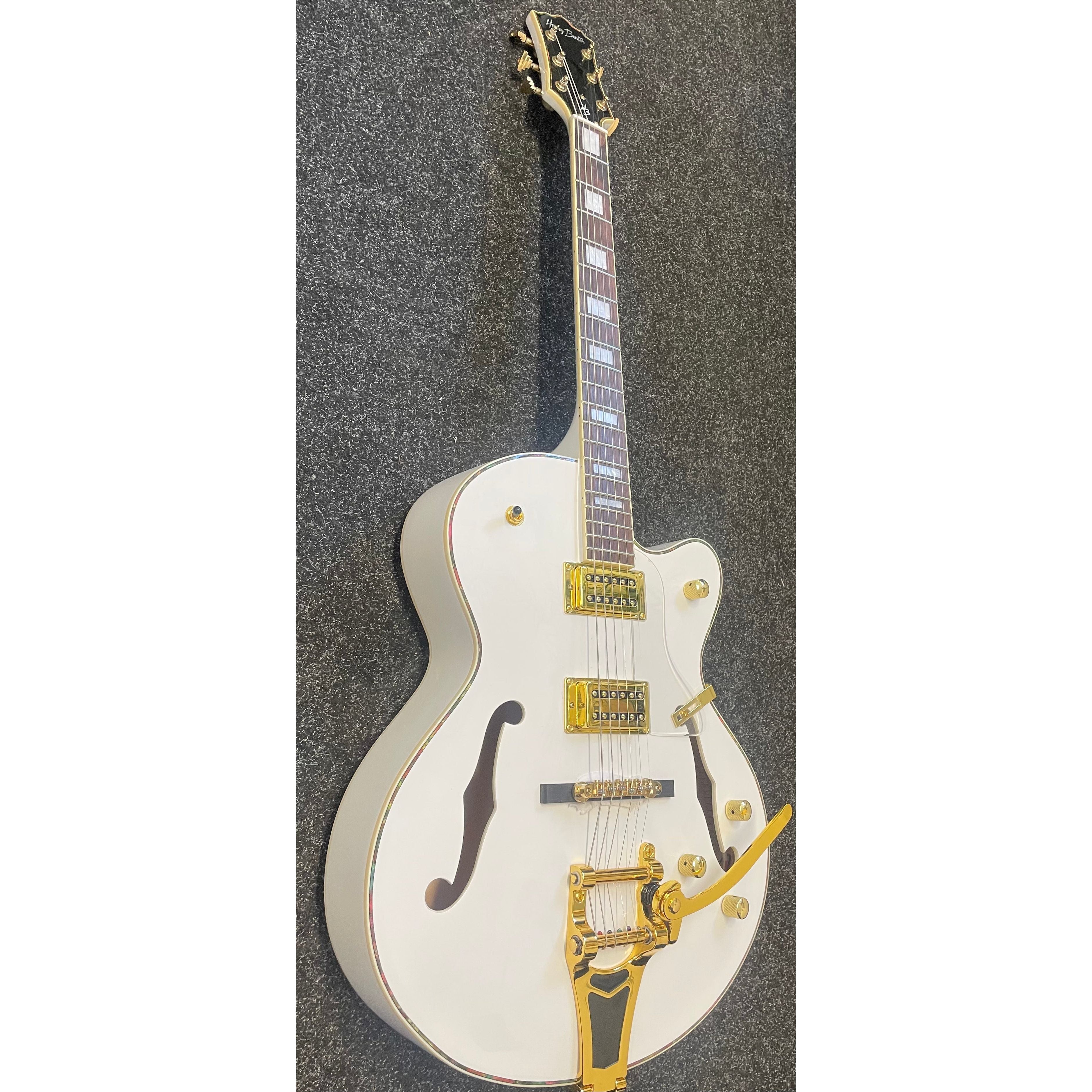 Harley Benton BigTone Trem Hollowbody Electric Guitar in White Pre-Owned