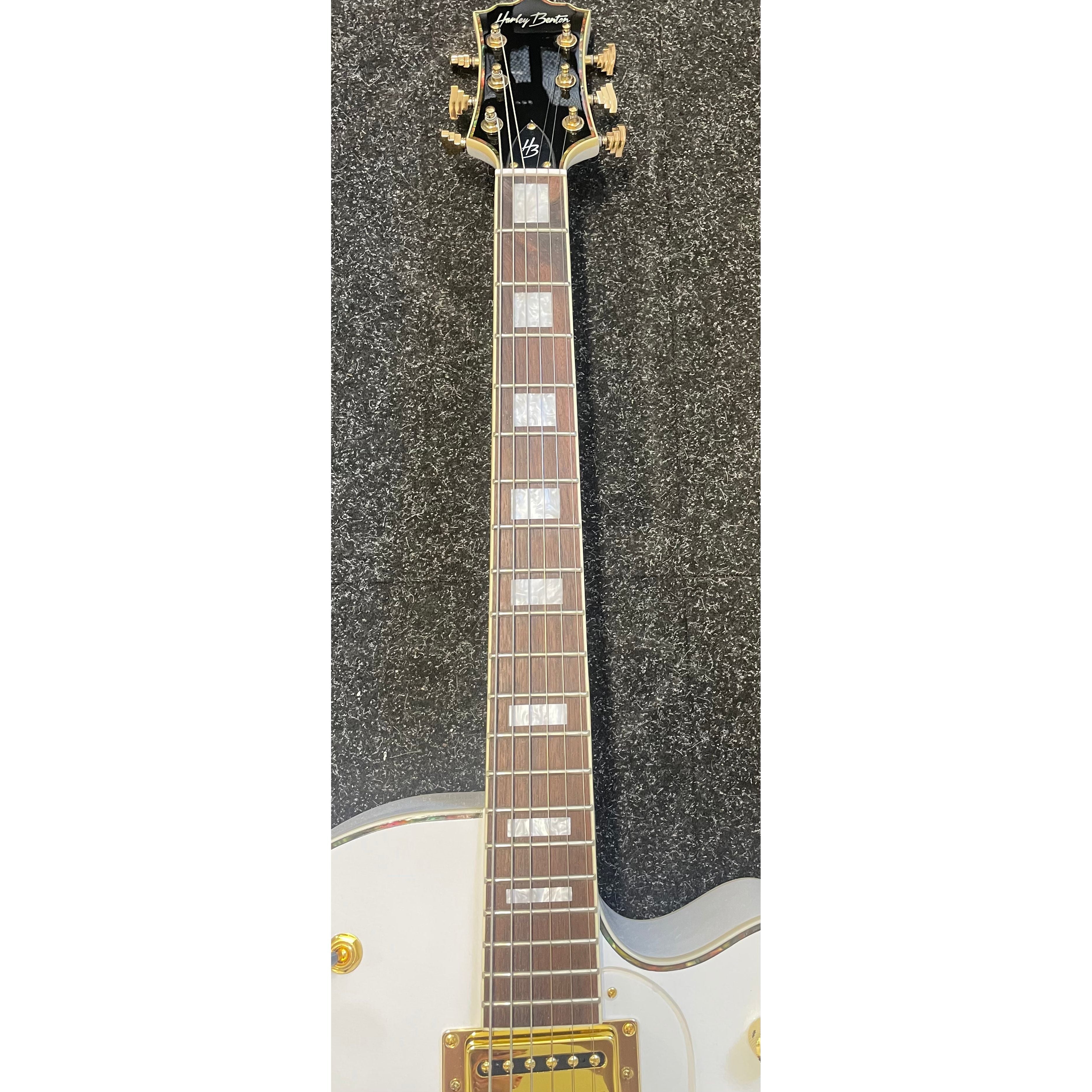 Harley Benton BigTone Trem Hollowbody Electric Guitar in White Pre-Owned
