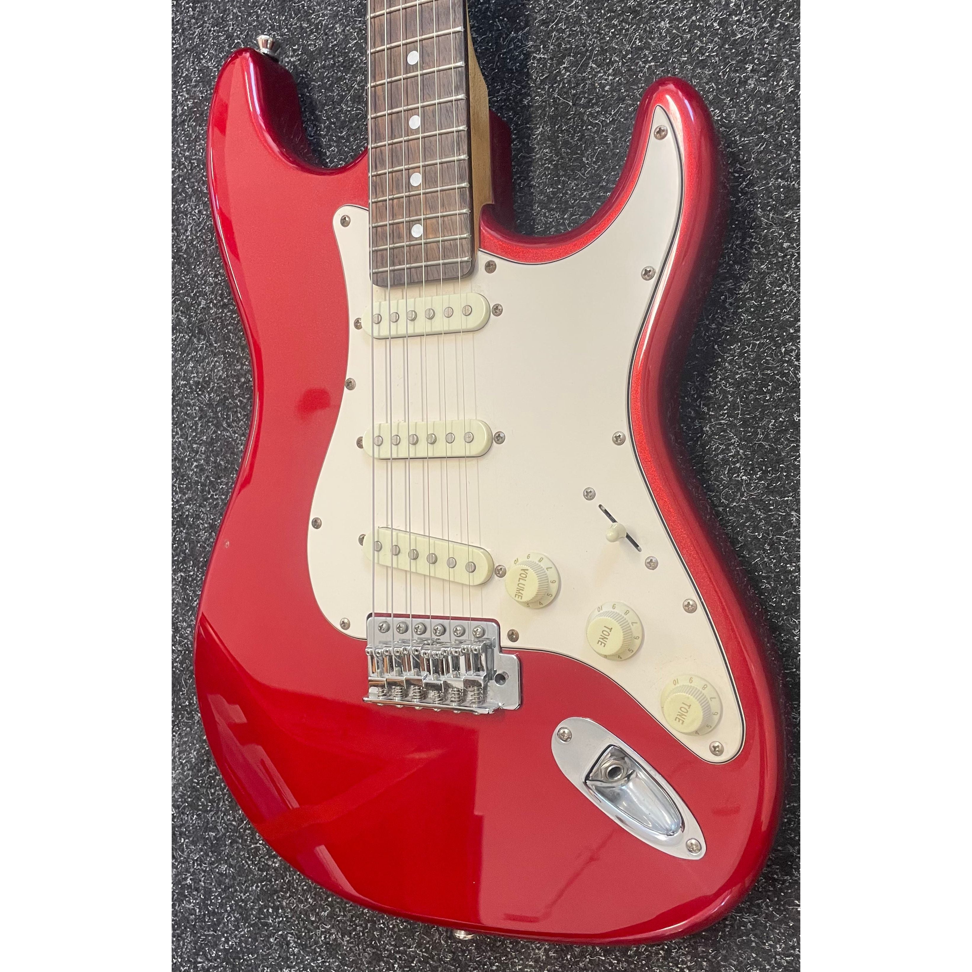 Aria STG Series S-Style Electric Guitar in Candy Apple Red with Gigbag Pre-Owned