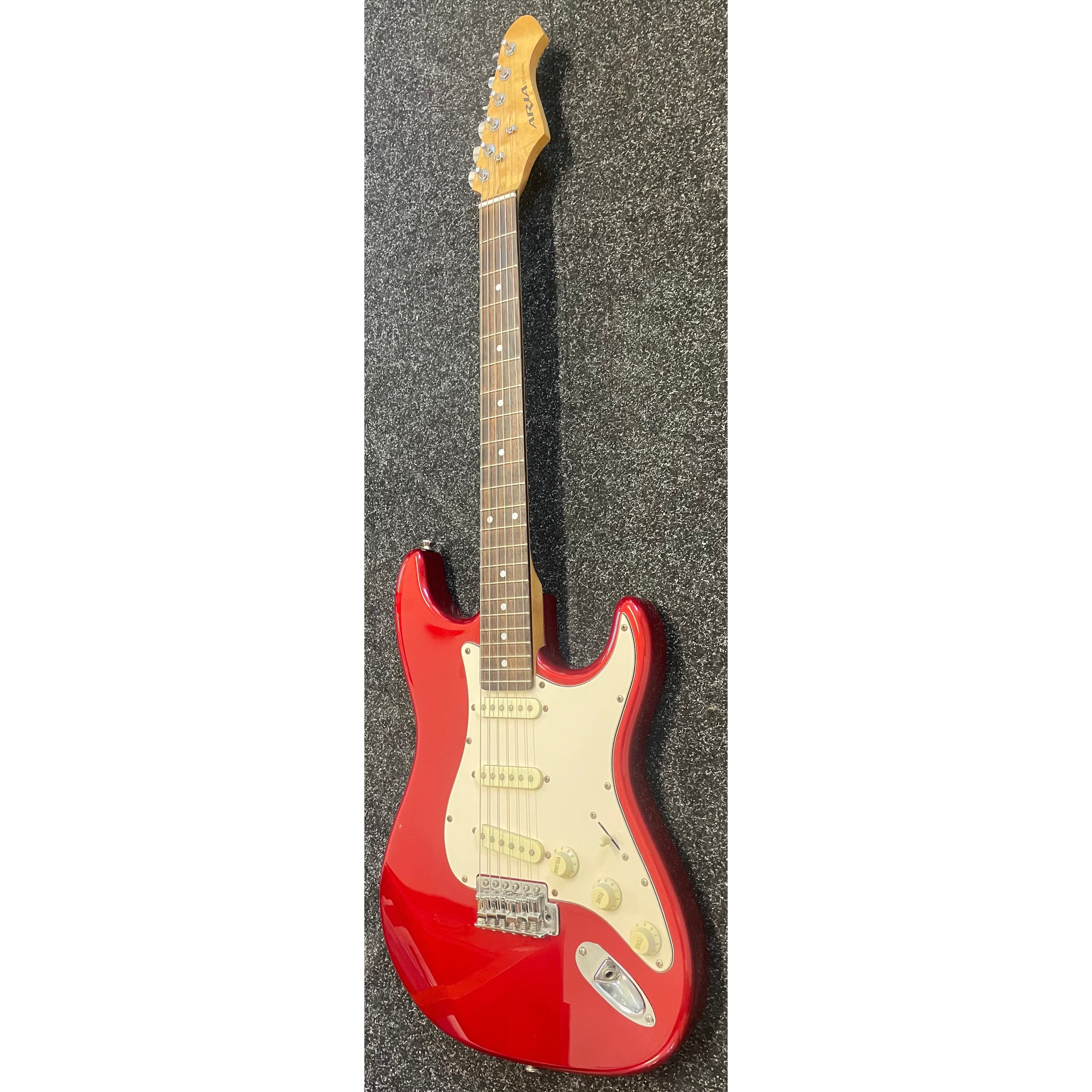 Aria STG Series S-Style Electric Guitar in Candy Apple Red with Gigbag Pre-Owned