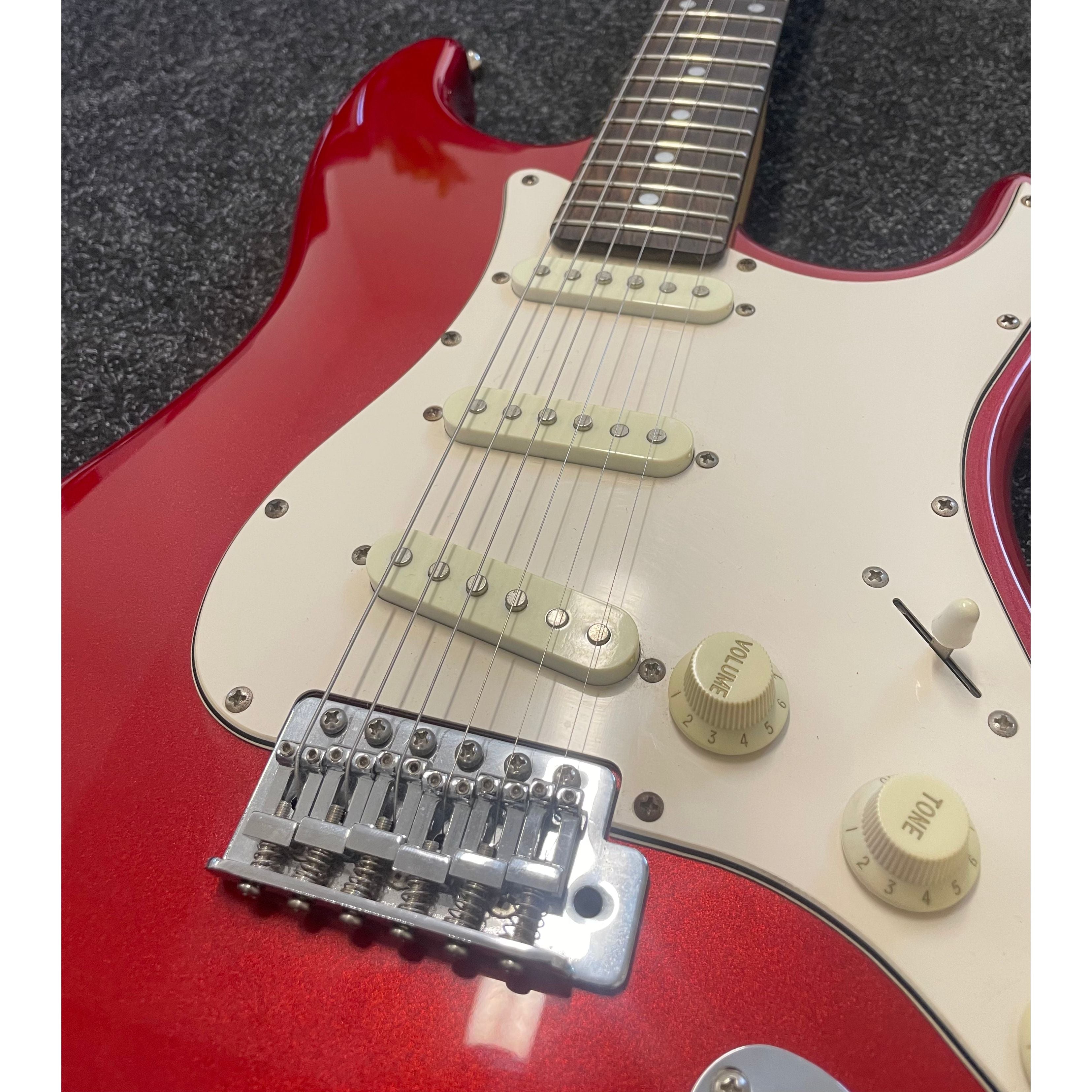 Aria STG Series S-Style Electric Guitar in Candy Apple Red with Gigbag Pre-Owned