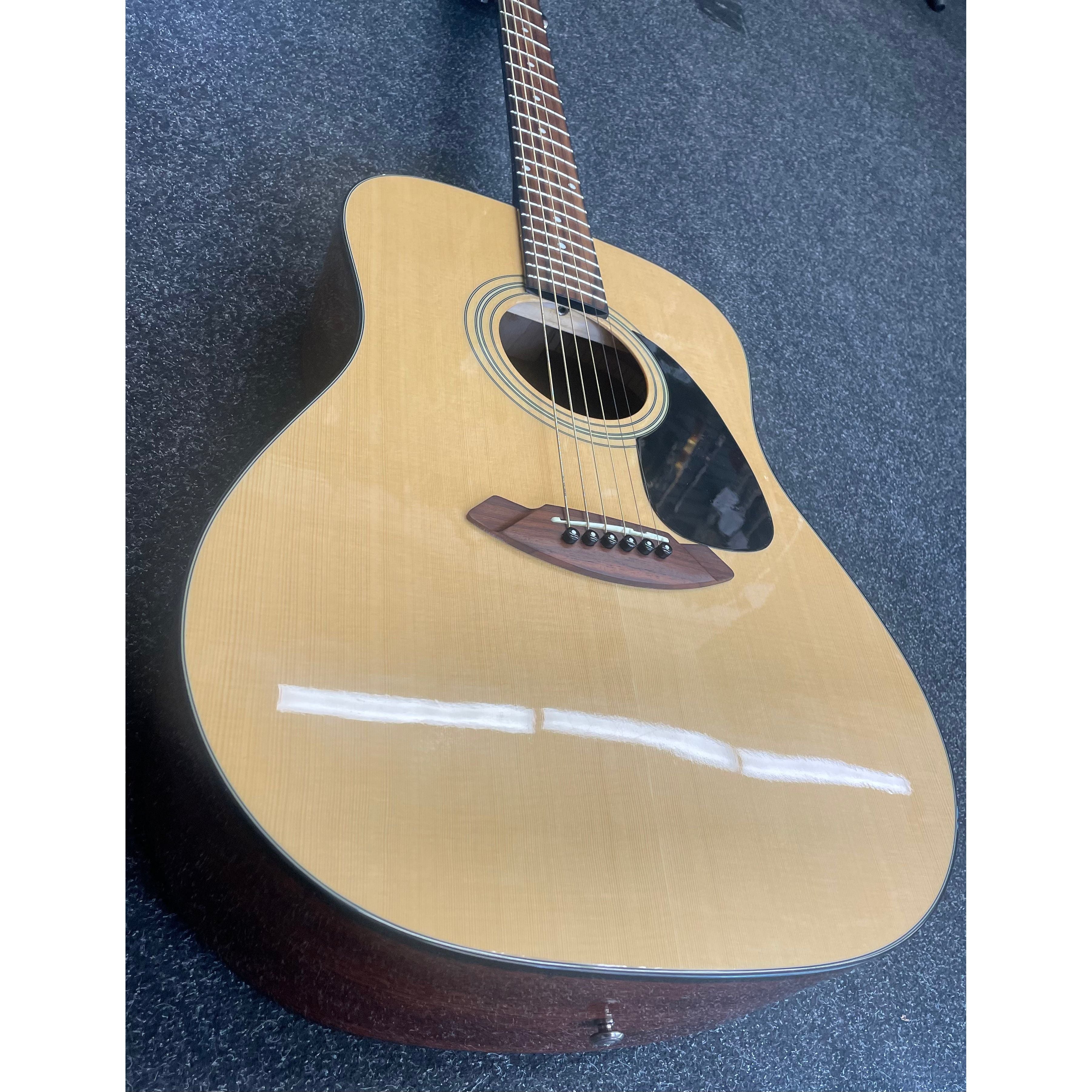 Fender CD-60 Acoustic Guitar in Natural Pre-Owned