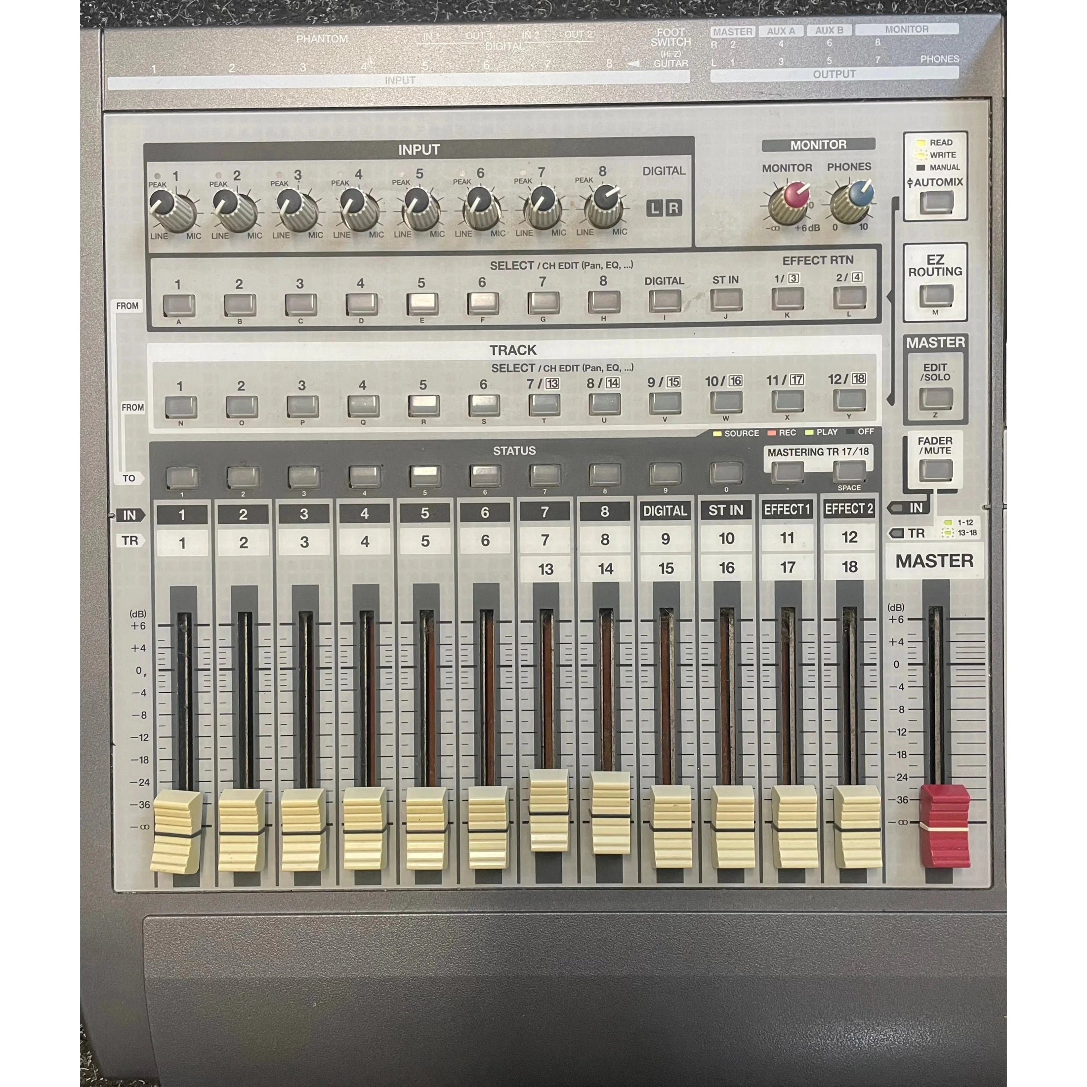 Roland VS-1824CD 24-bit Digital Workstation Pre-Owned with Power Cable and Manuals