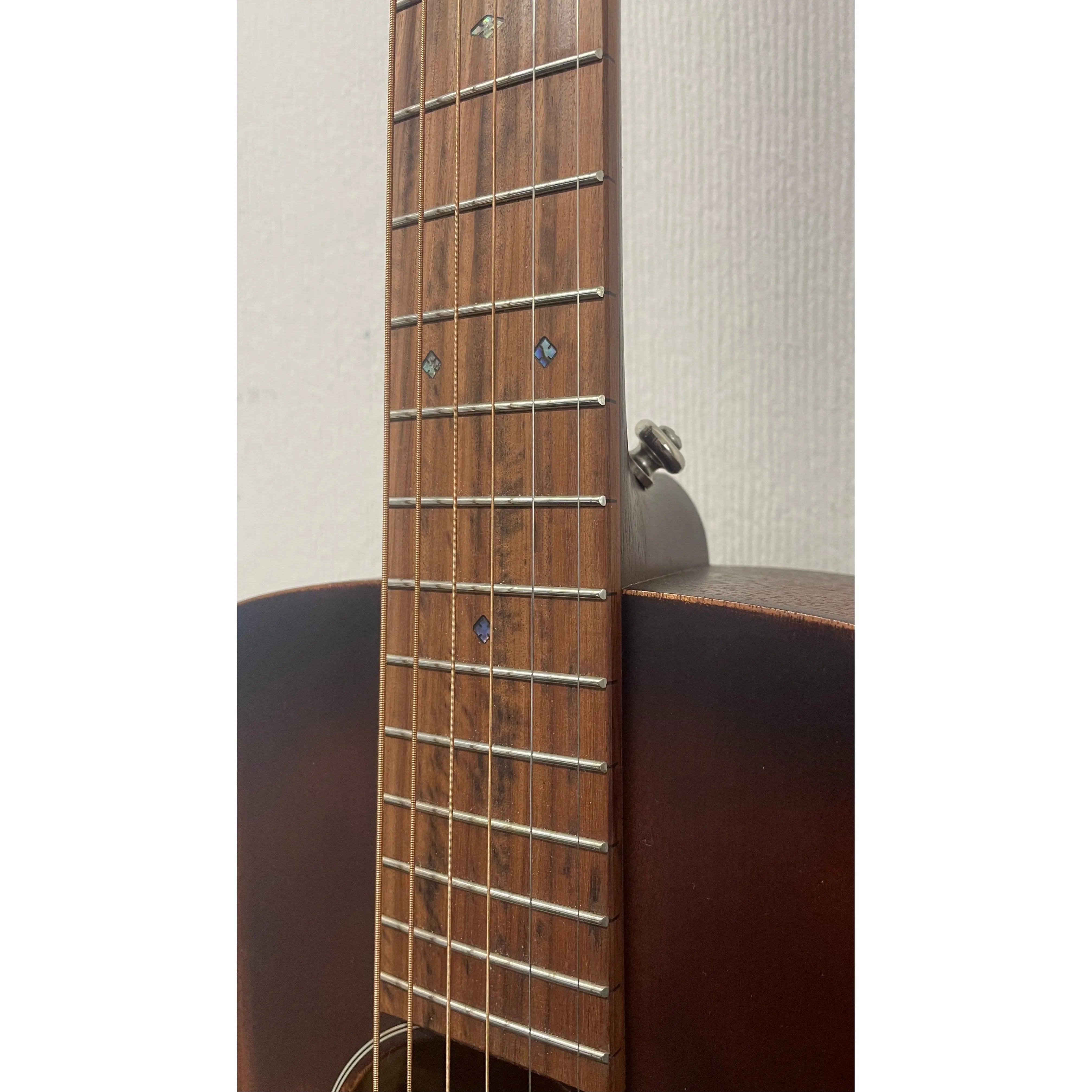 Sigma 000M-15E Aged Electro Acoustic Guitar in Aged Whiskey Barrel Satin Pre-Owned