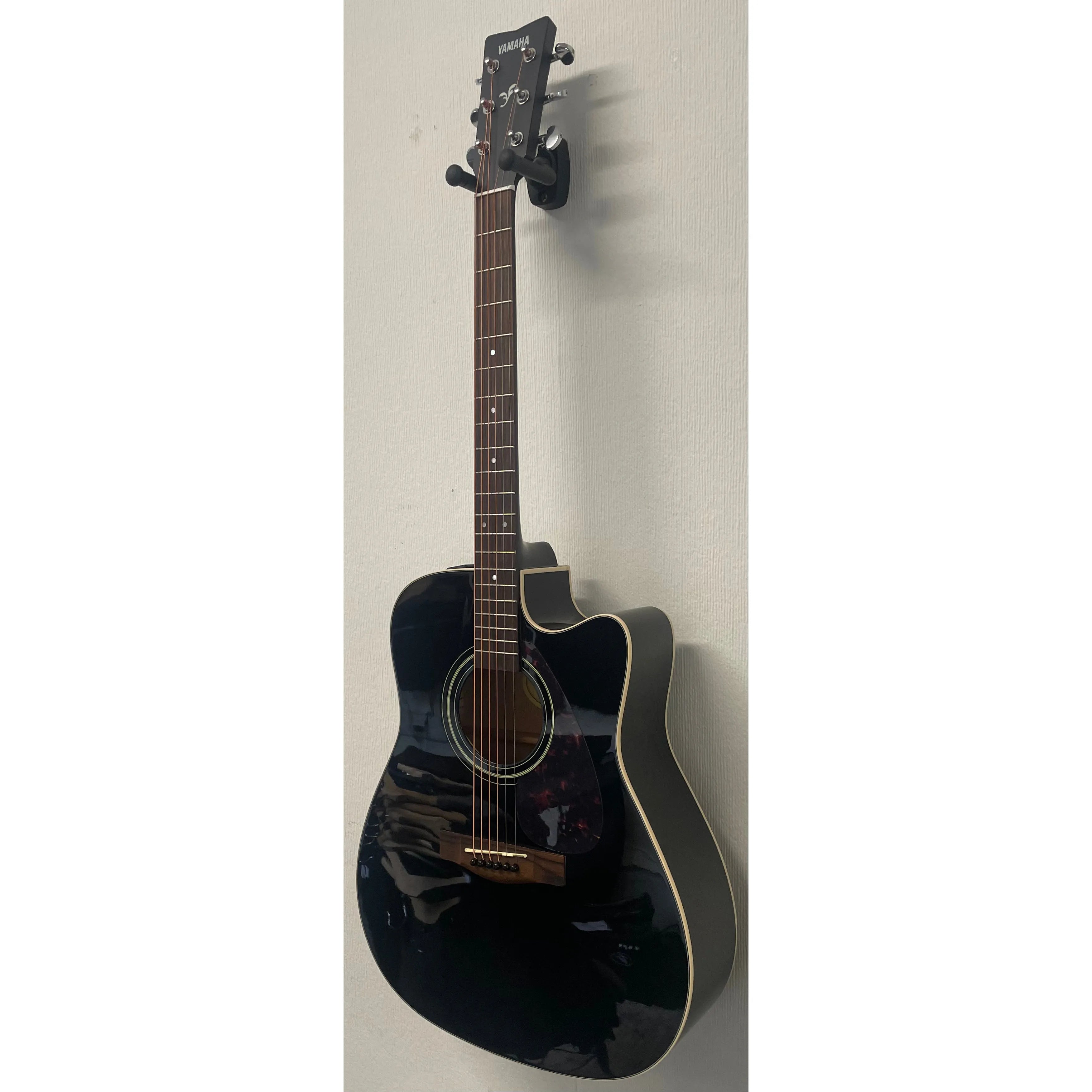 Yamaha FX370C Dreadnought Electro Acoustic in Black Pre-Owned