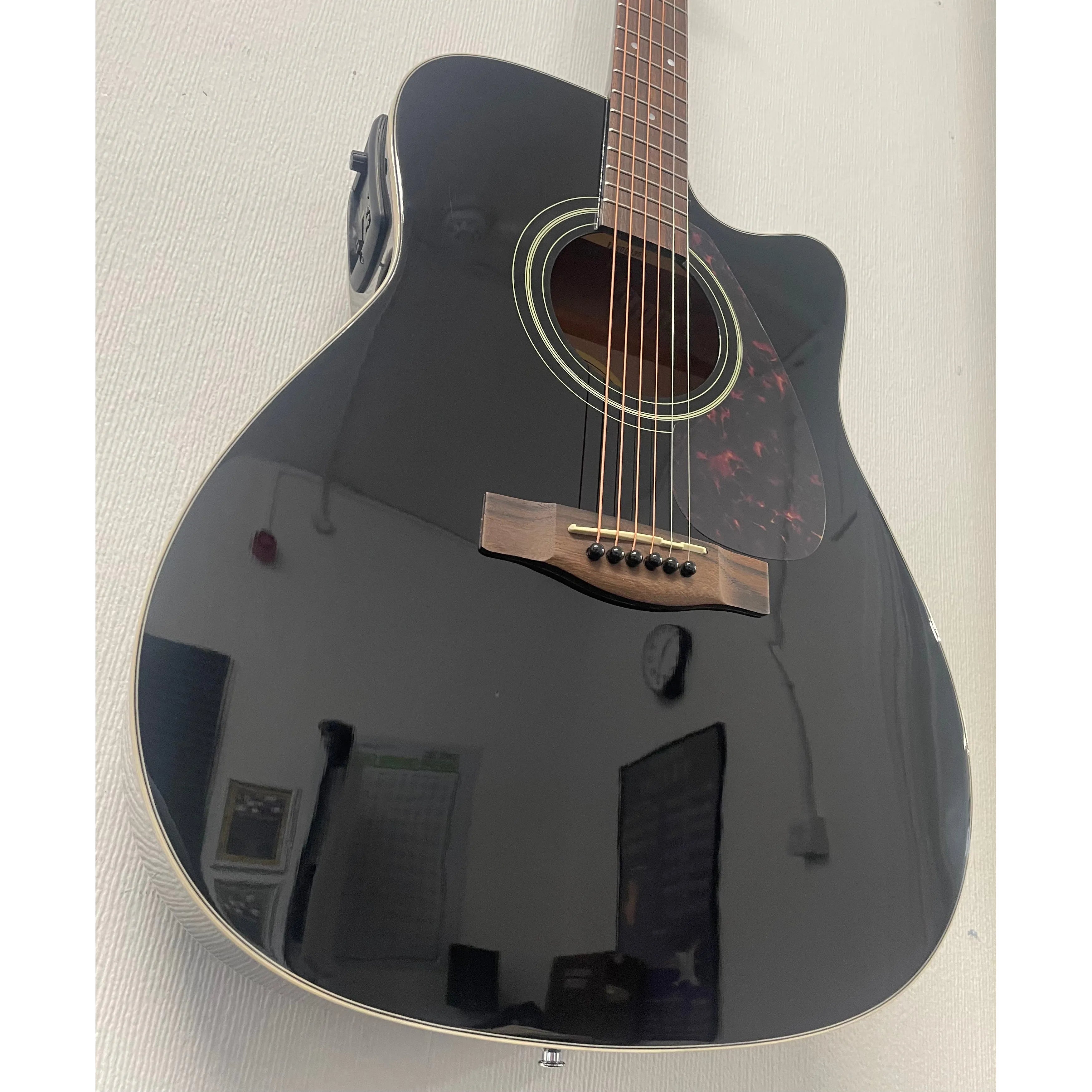 Yamaha FX370C Dreadnought Electro Acoustic in Black Pre-Owned