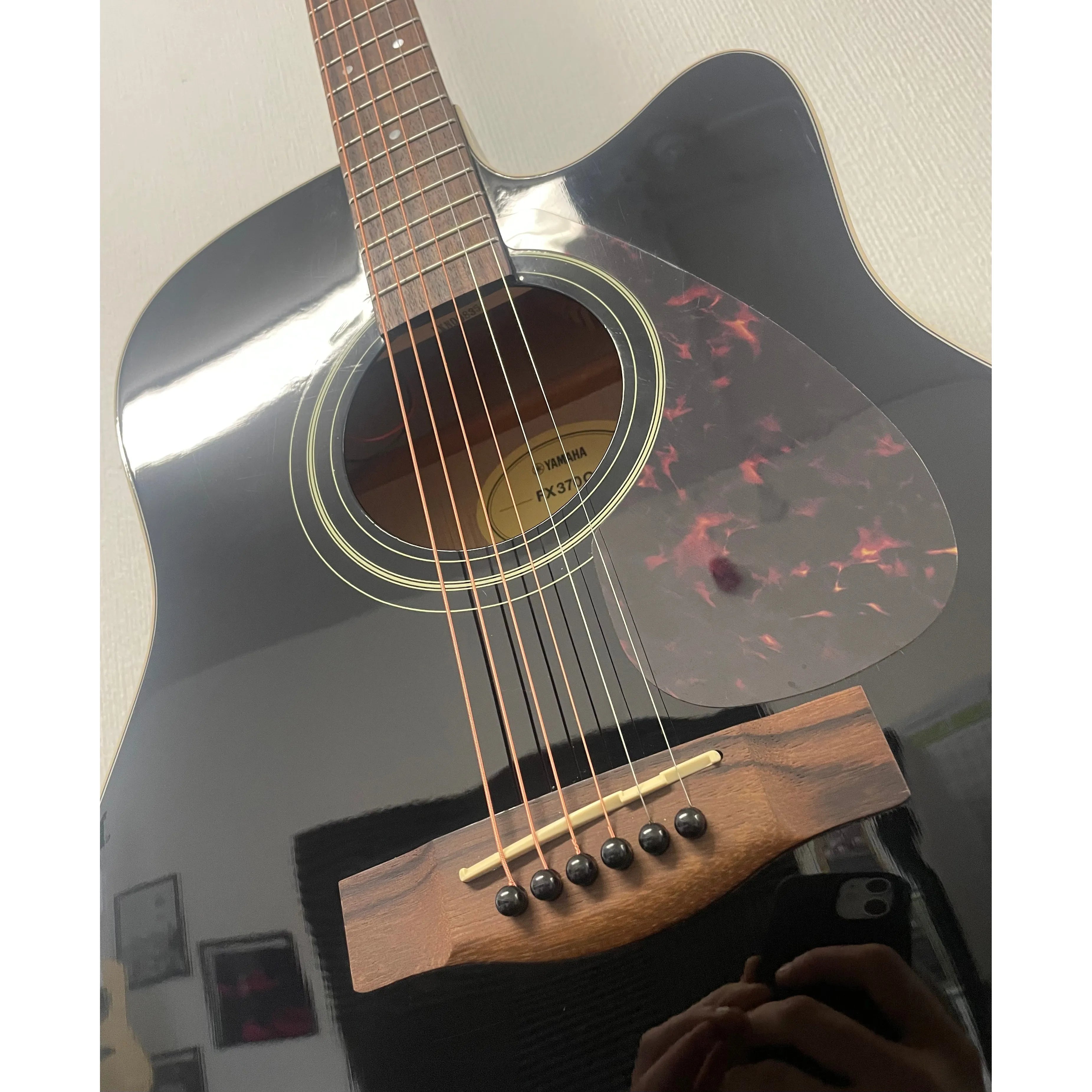 Yamaha FX370C Dreadnought Electro Acoustic in Black Pre-Owned