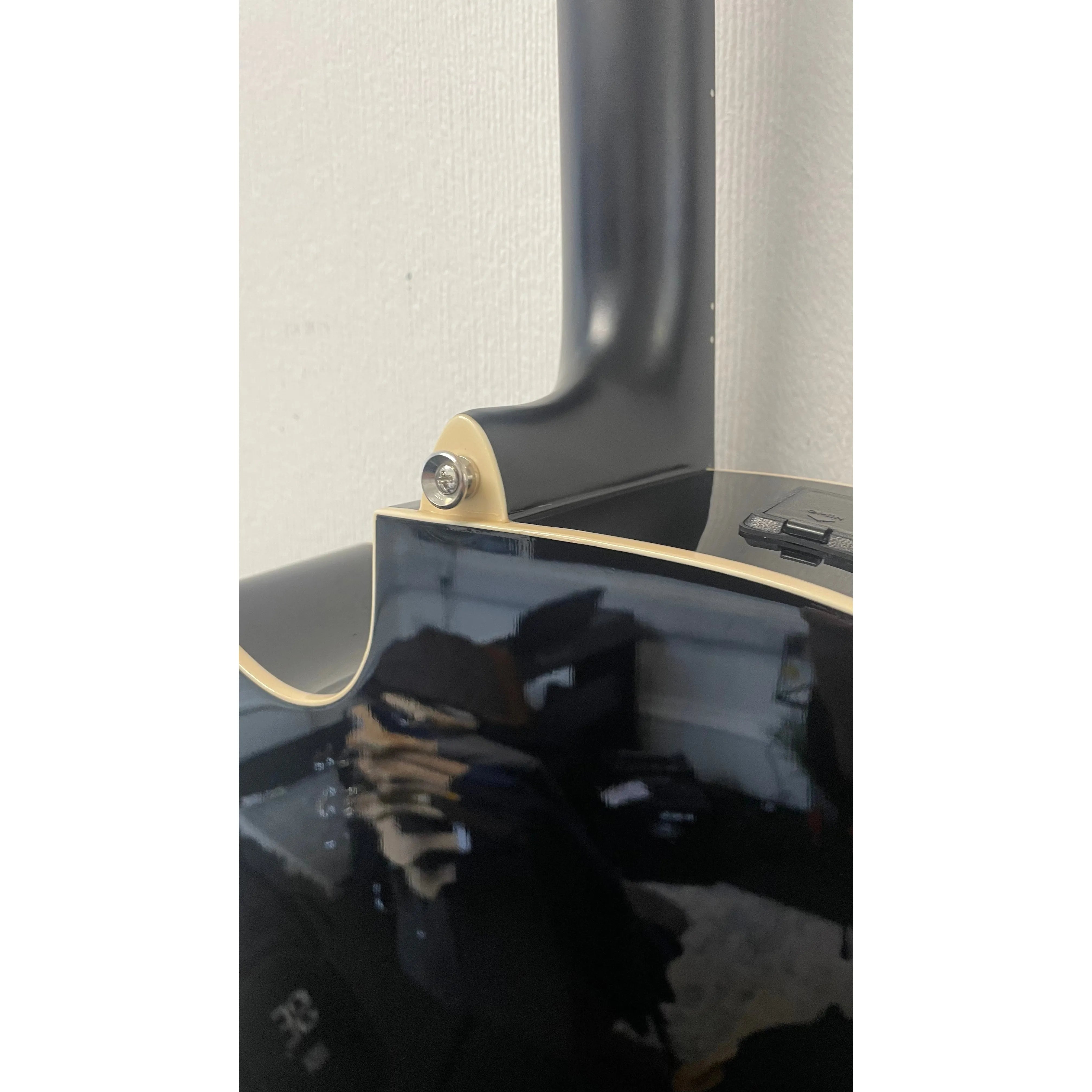 Yamaha FX370C Dreadnought Electro Acoustic in Black Pre-Owned