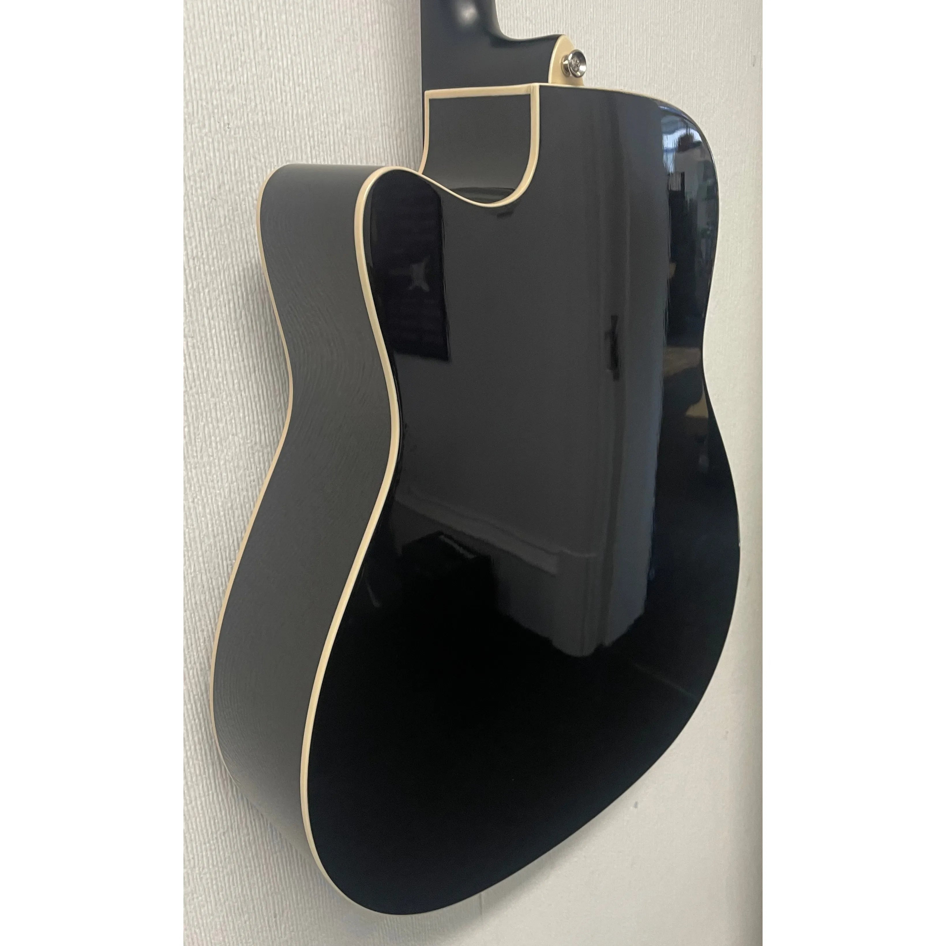 Yamaha FX370C Dreadnought Electro Acoustic in Black Pre-Owned