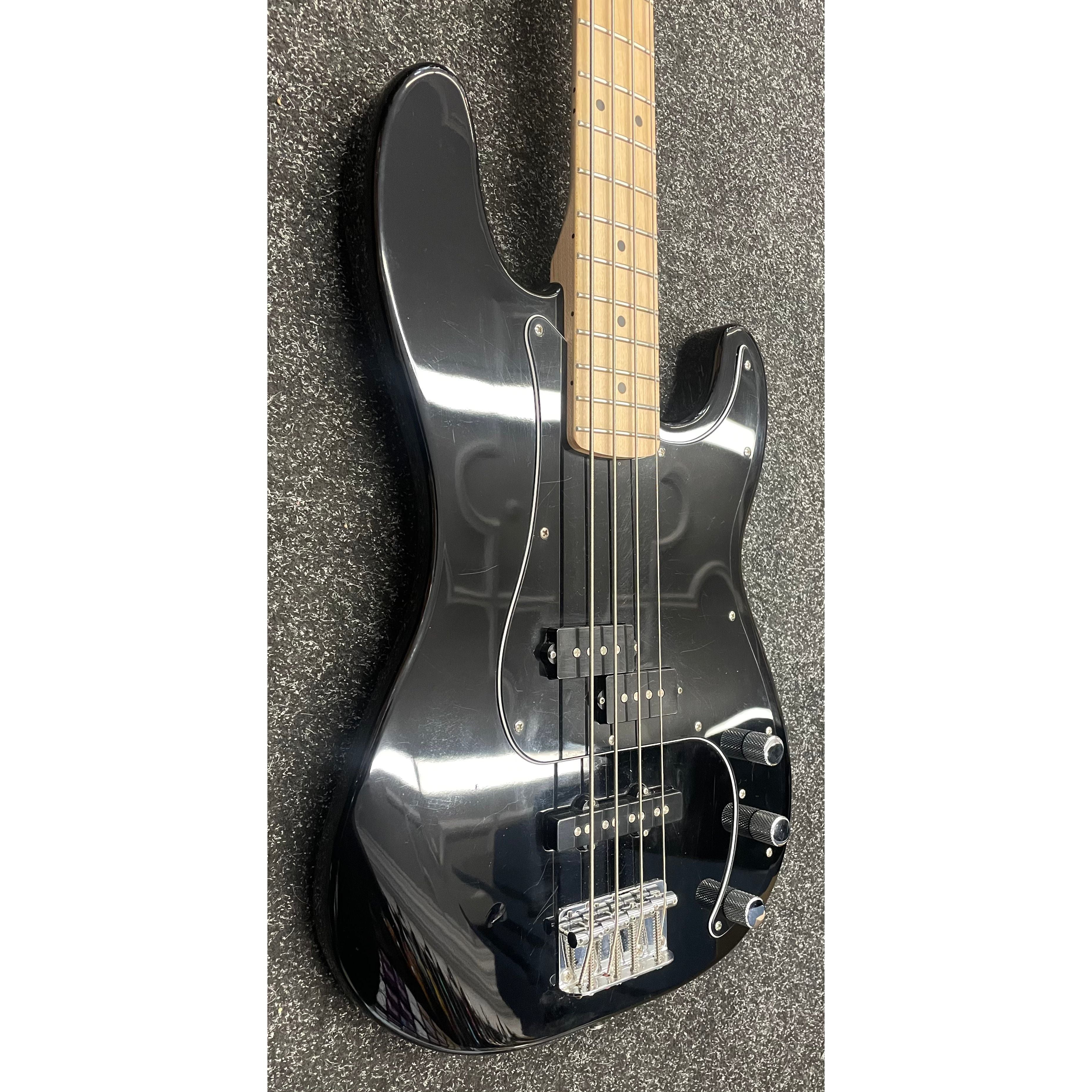 Squier Affinity Series Precision Bass Guitar with PJ Pickup Configuration in Gloss Black Pre-Owned