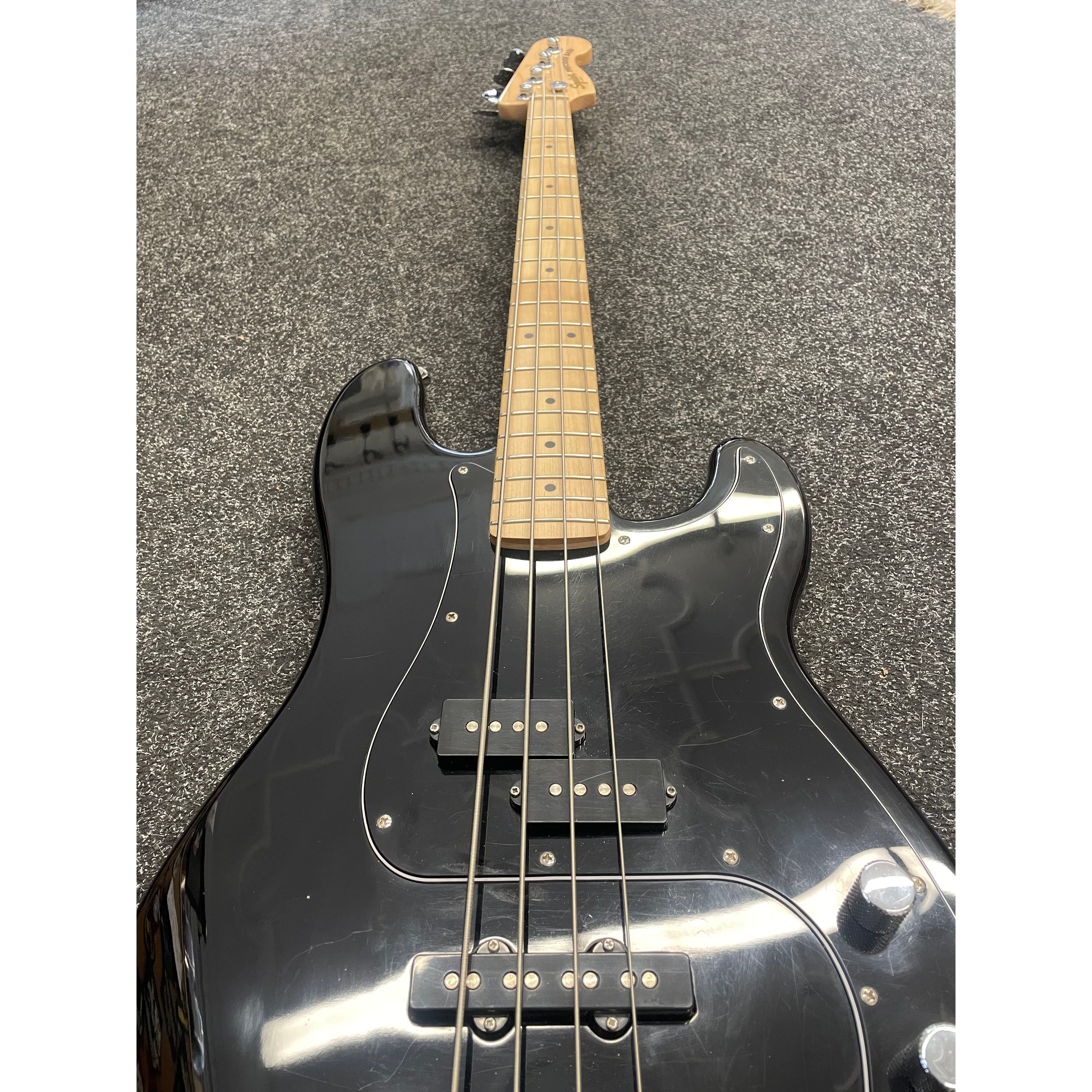 Squier Affinity Series Precision Bass Guitar with PJ Pickup Configuration in Gloss Black Pre-Owned
