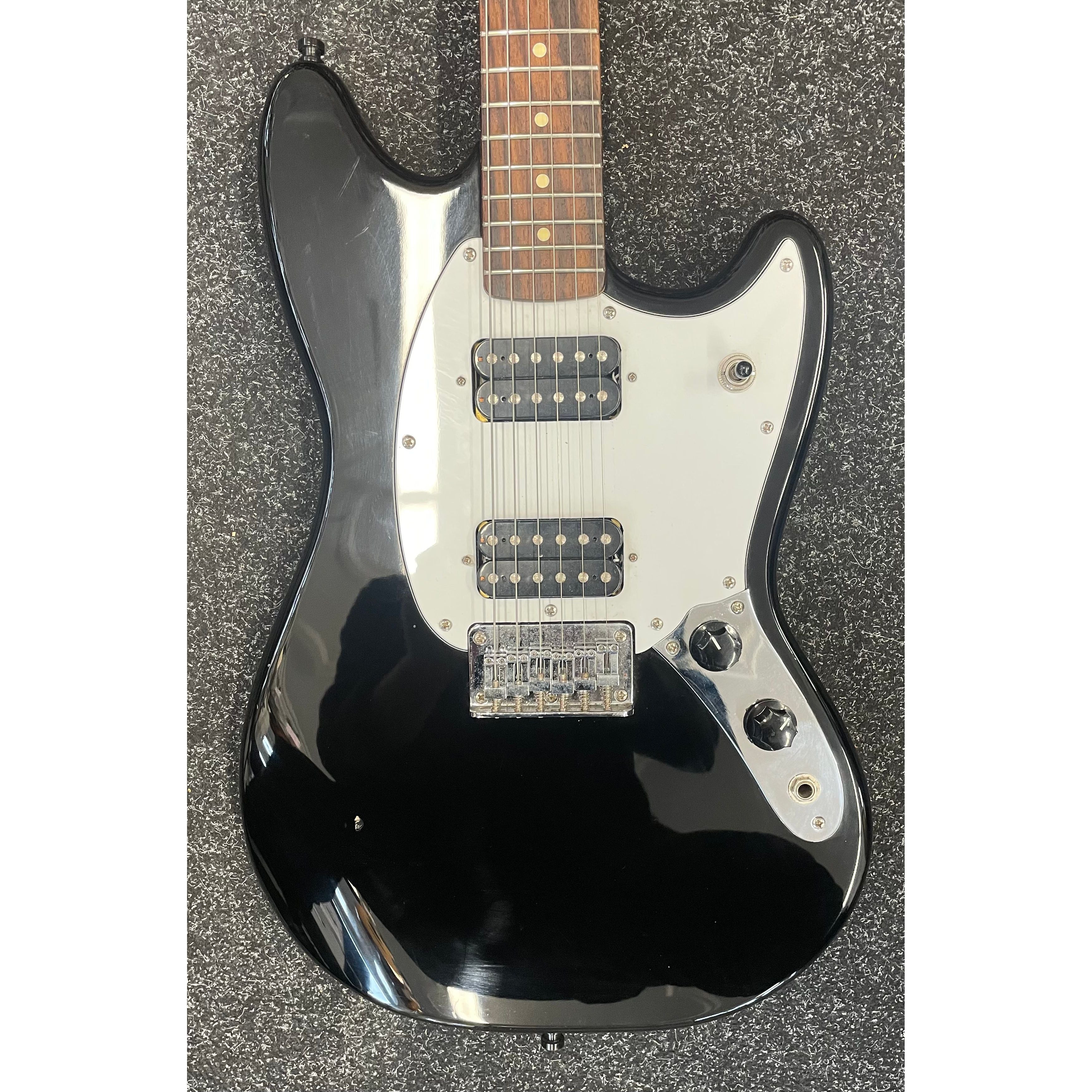 Squier by Fender Mustang Bullet Electric Guitar HH in Gloss Black Pre-Owned