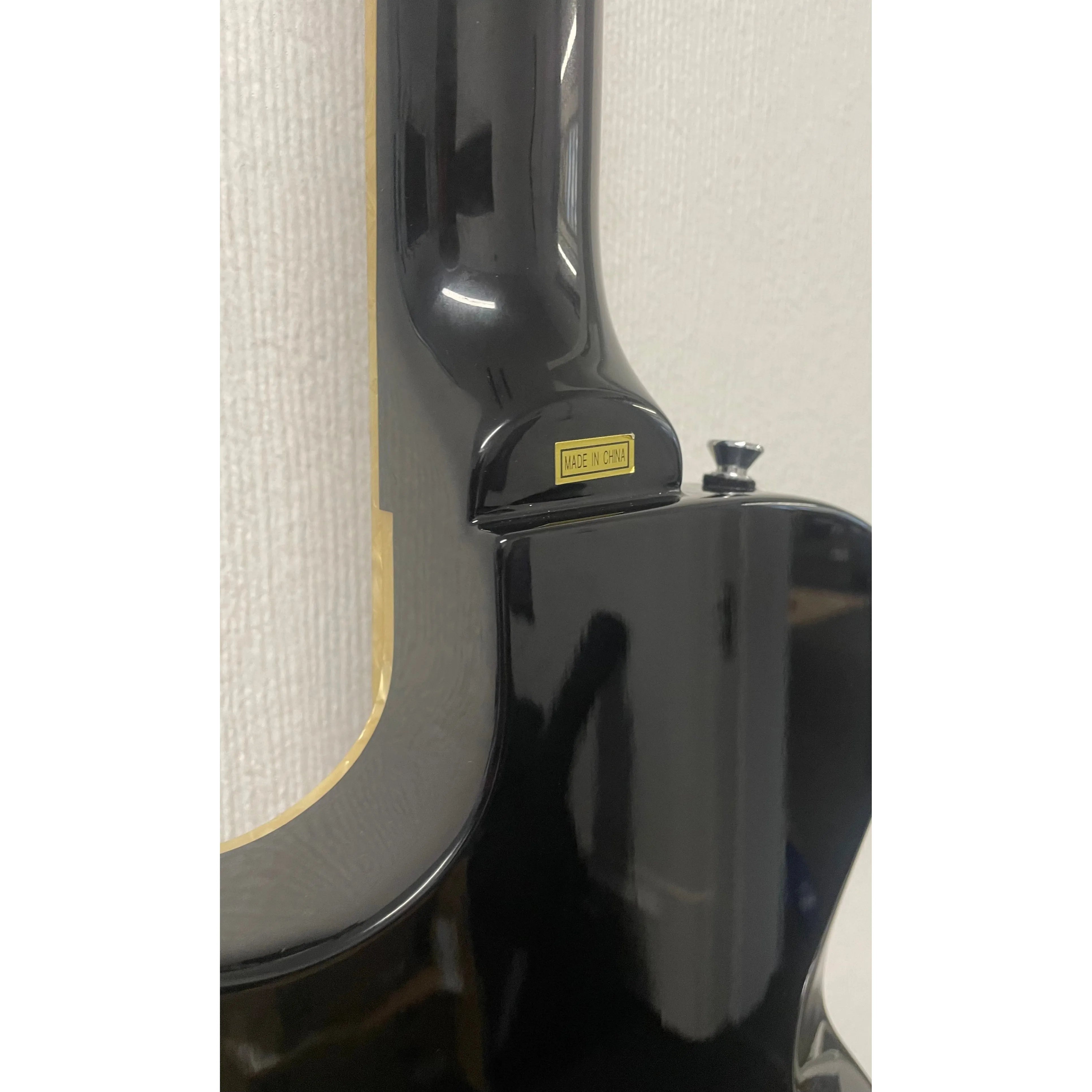 Hagstrom UltraLux Ultra Swede VGC in Burgundy Burst Pre-Owned