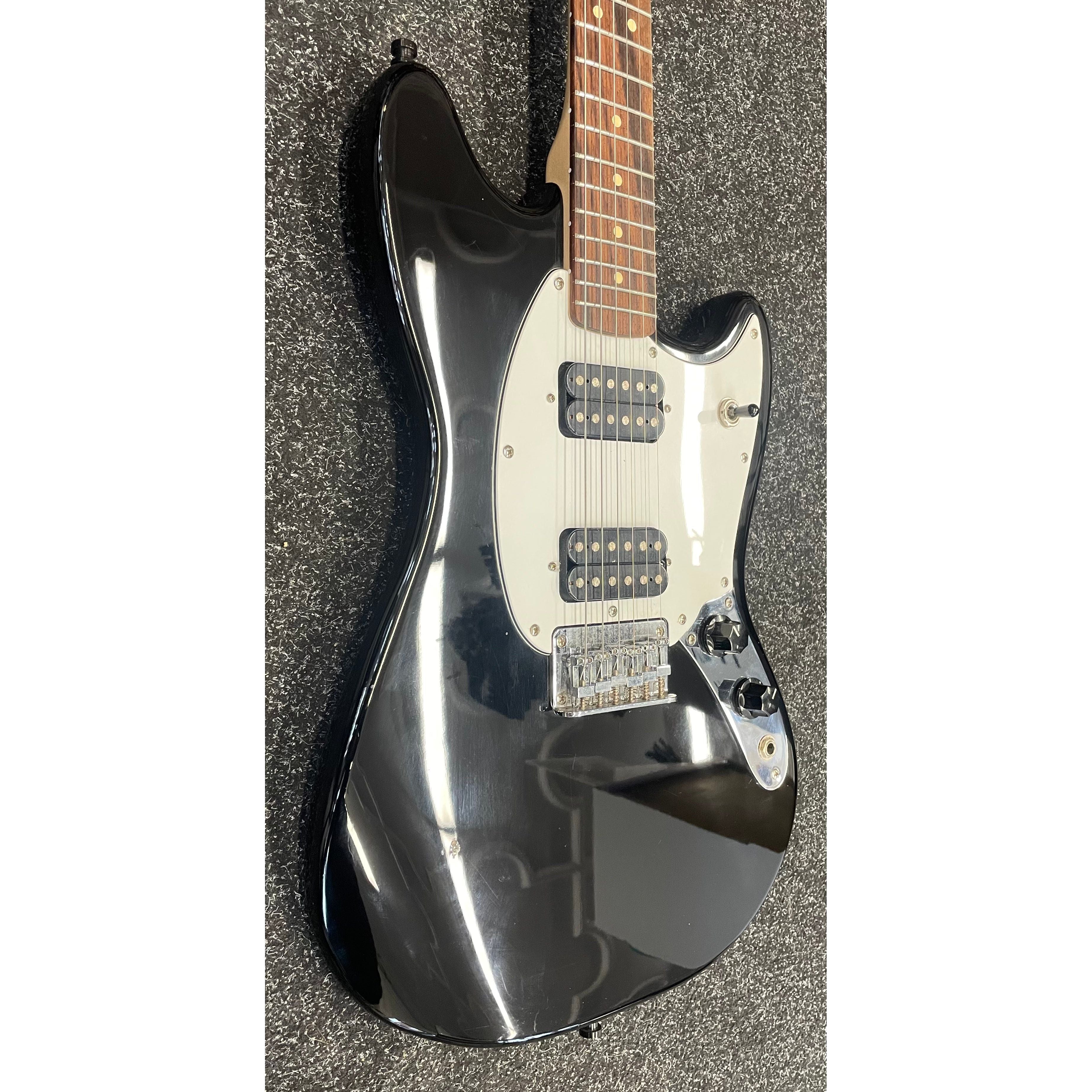 Squier by Fender Mustang Bullet Electric Guitar HH in Gloss Black Pre-Owned