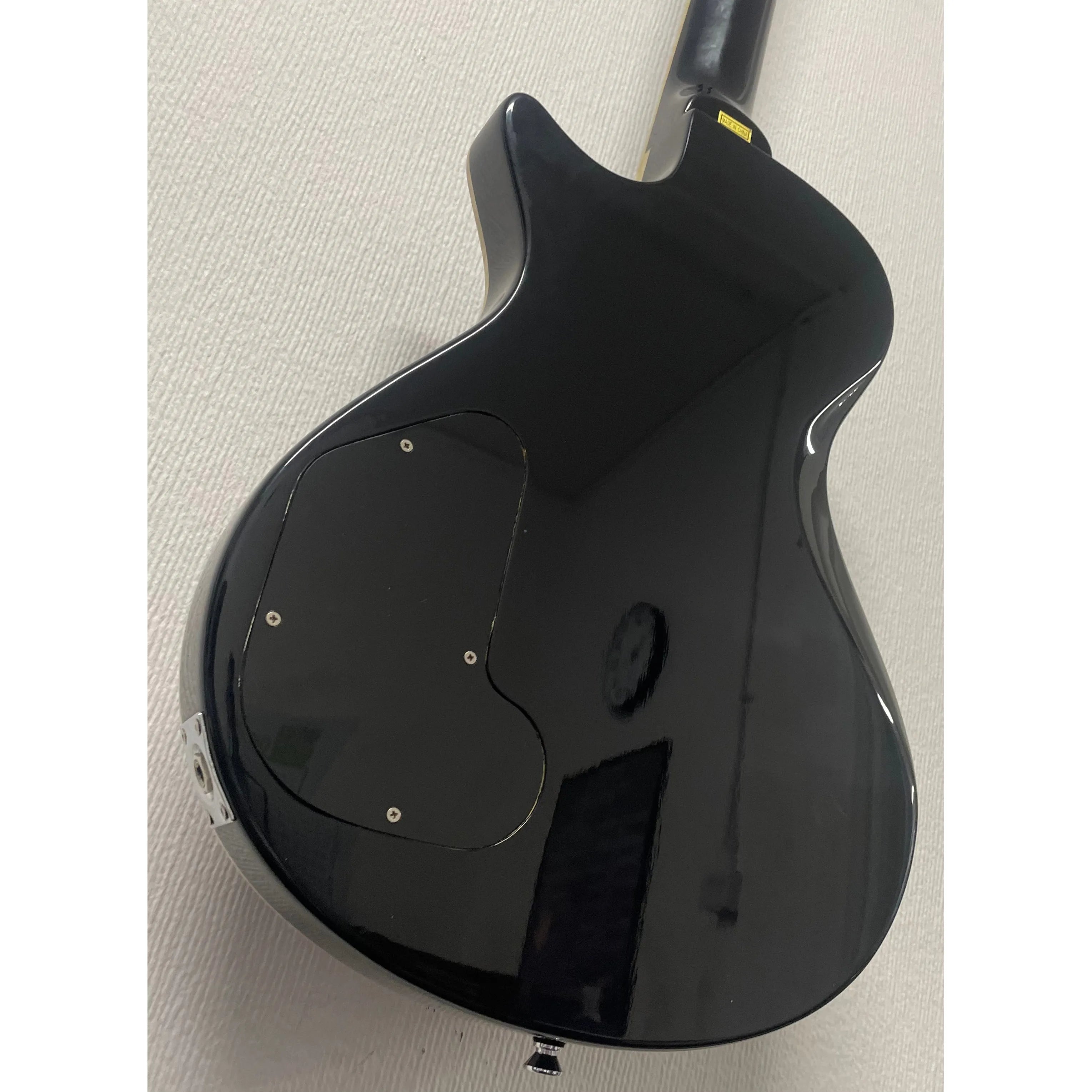 Hagstrom UltraLux Ultra Swede VGC in Burgundy Burst Pre-Owned