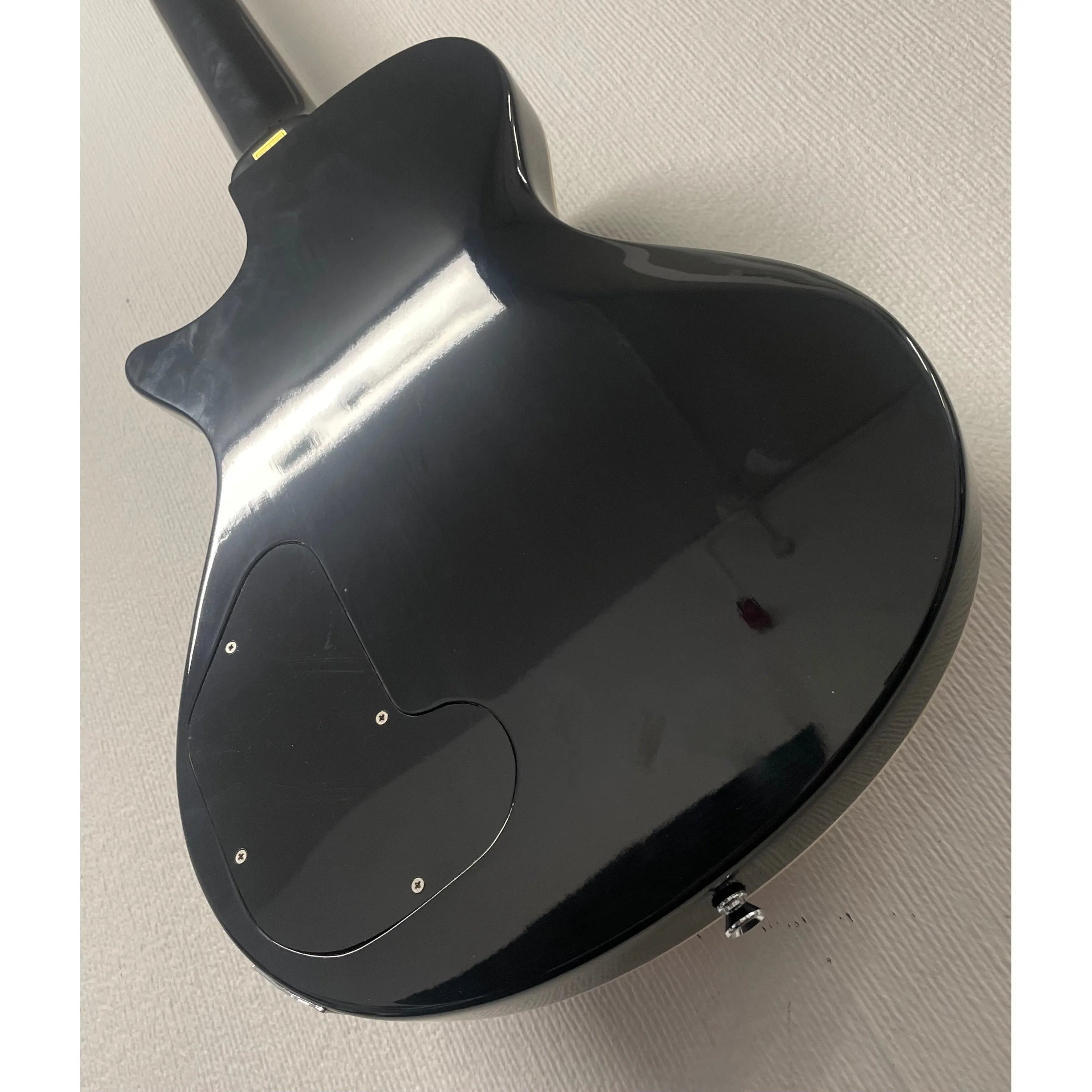 Hagstrom UltraLux Ultra Swede VGC in Burgundy Burst Pre-Owned