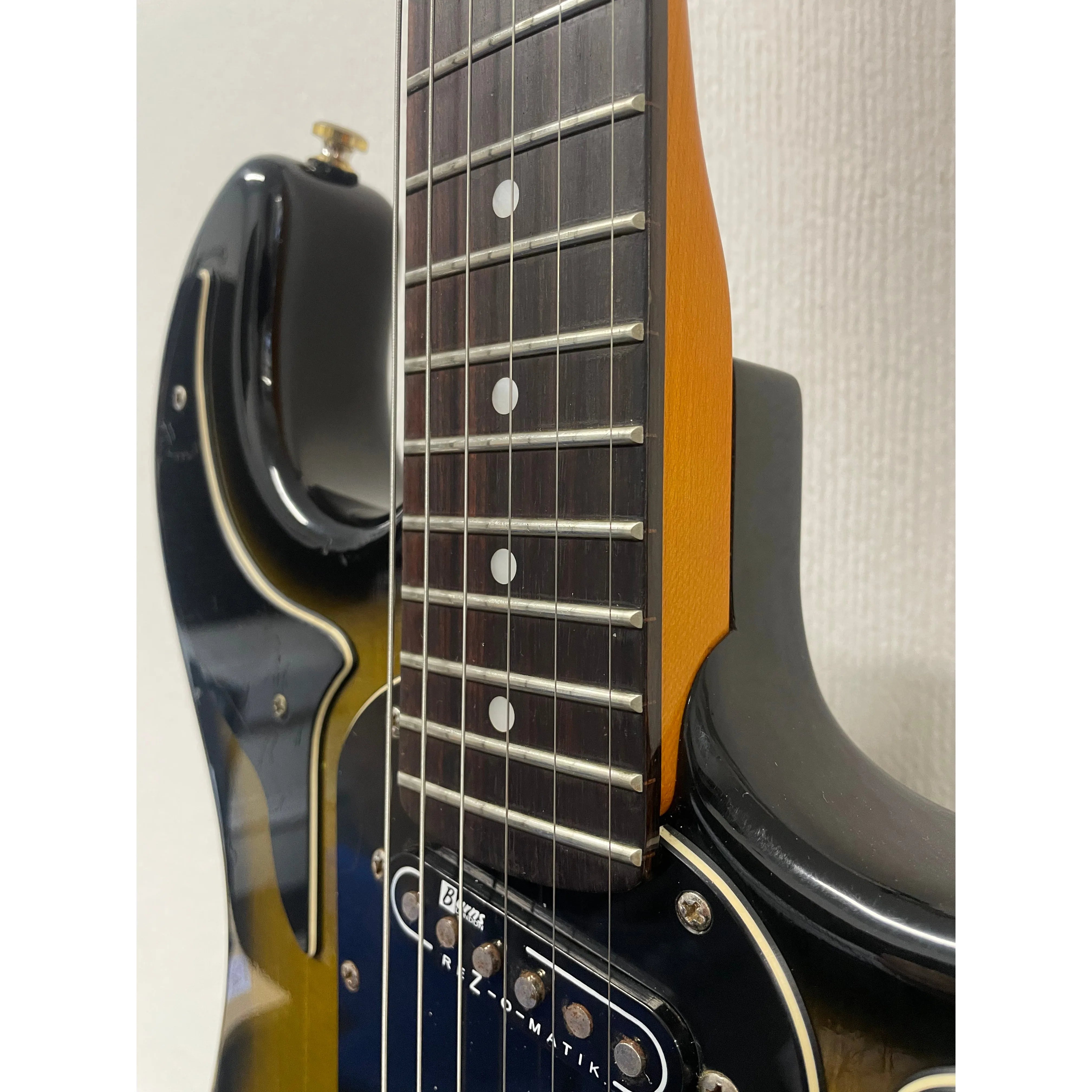 Burns London Marquee Club Series Electric Guitar in Green Burst with Gigbag Pre-Owned