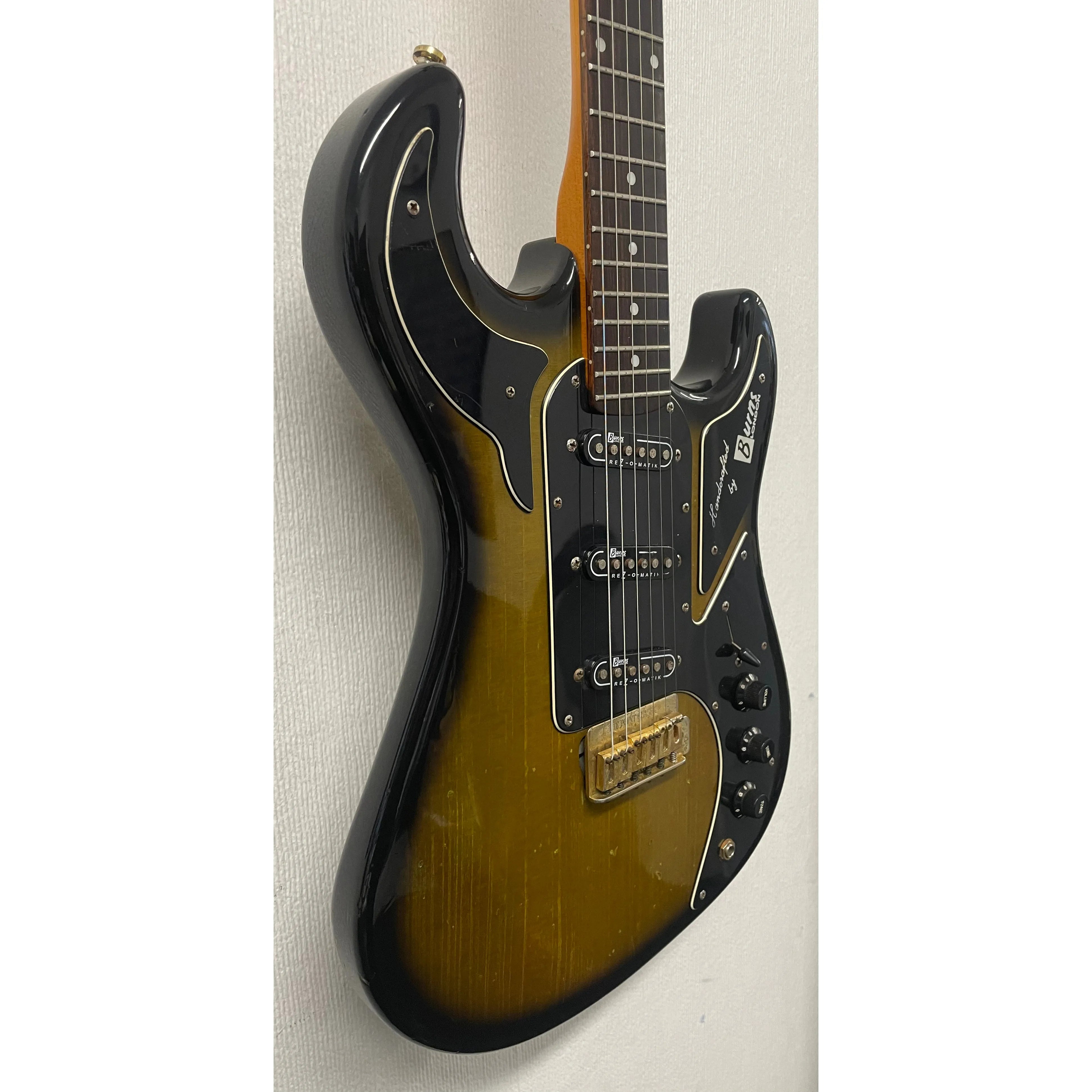 Burns London Marquee Club Series Electric Guitar in Green Burst with Gigbag Pre-Owned