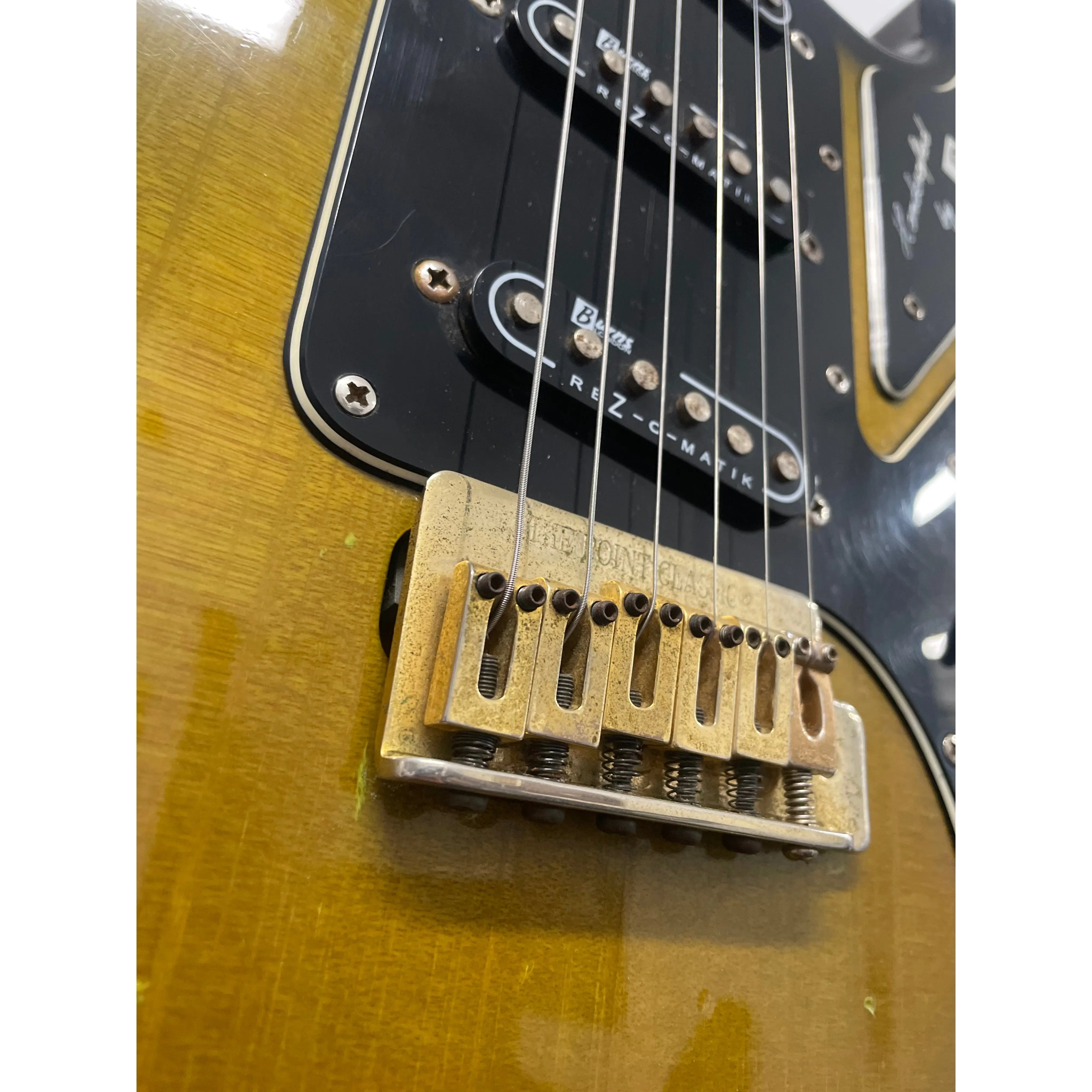 Burns London Marquee Club Series Electric Guitar in Green Burst with Gigbag Pre-Owned