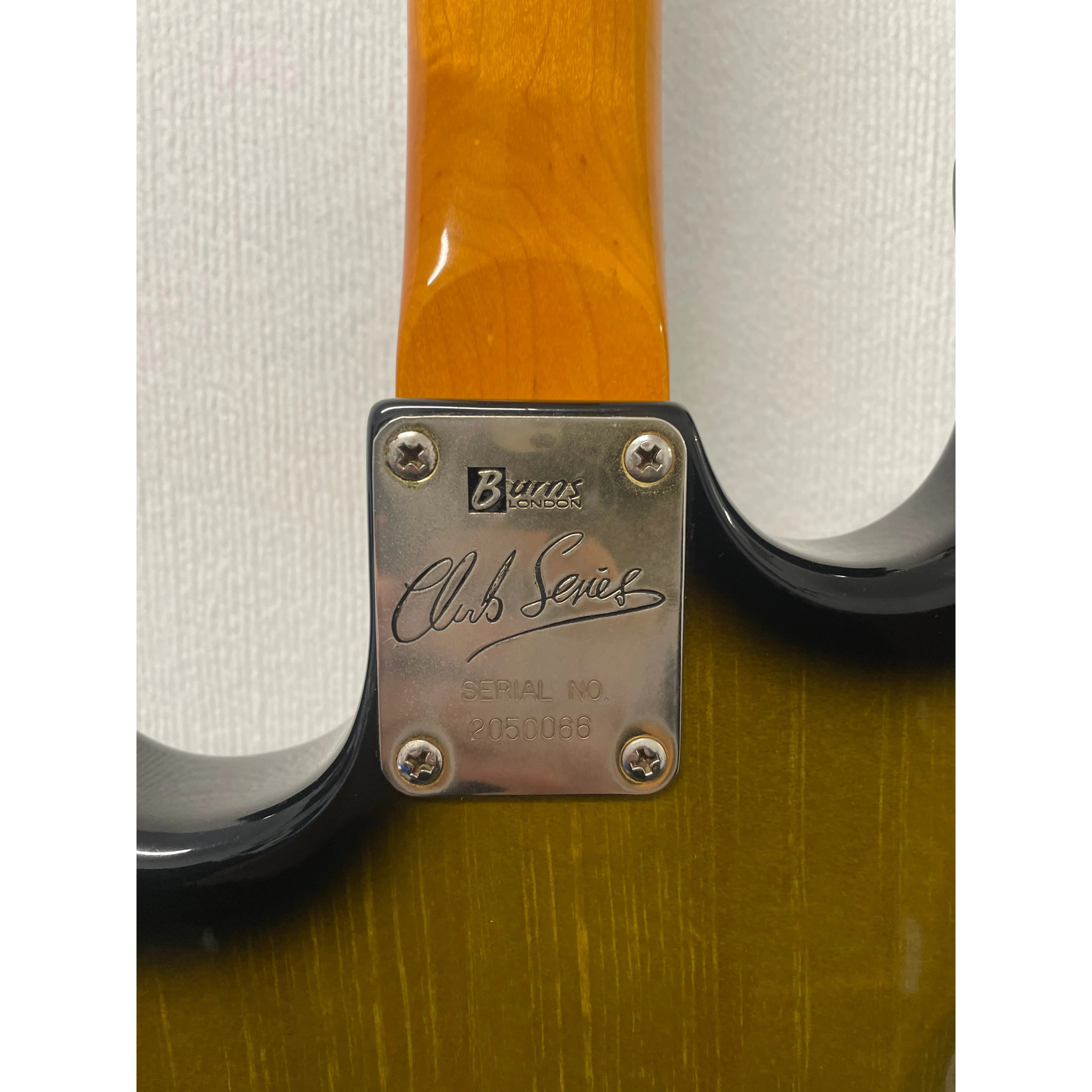 Burns London Marquee Club Series Electric Guitar in Green Burst with Gigbag Pre-Owned