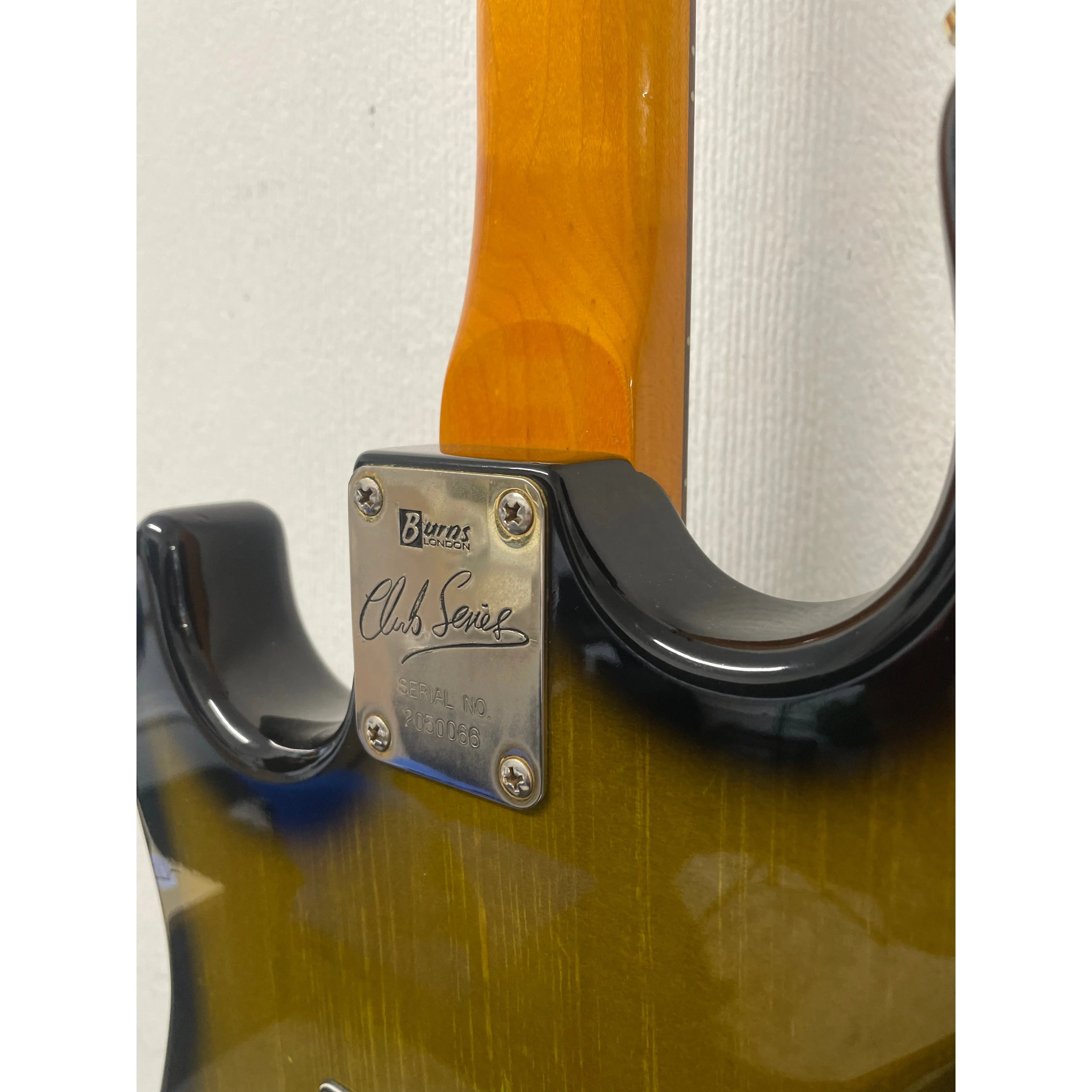 Burns London Marquee Club Series Electric Guitar in Green Burst with Gigbag Pre-Owned