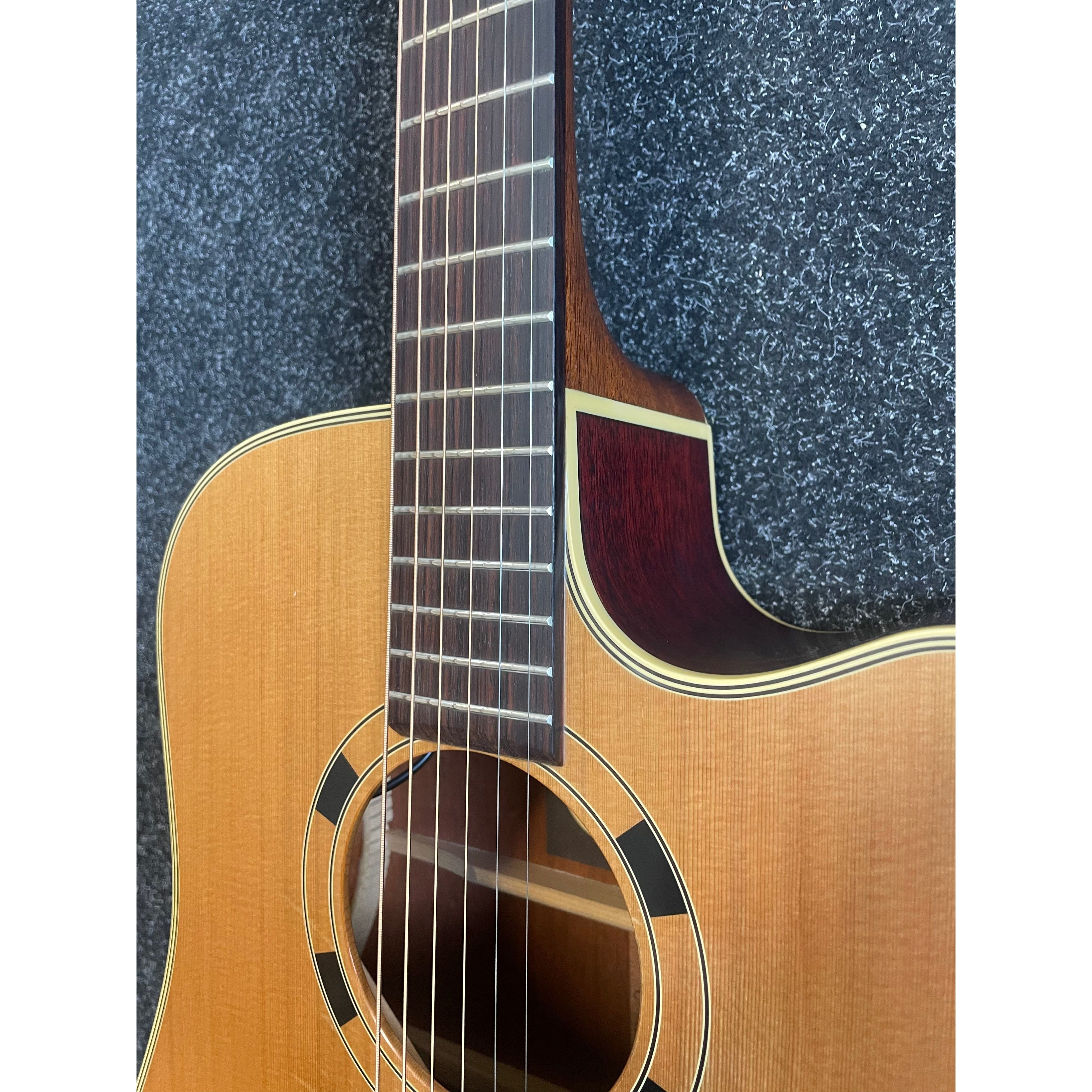 Takamine EN-10C Dreadnought Electro Acoustic Guitar MIJ Made in Japan with Hardcase Pre-Owned