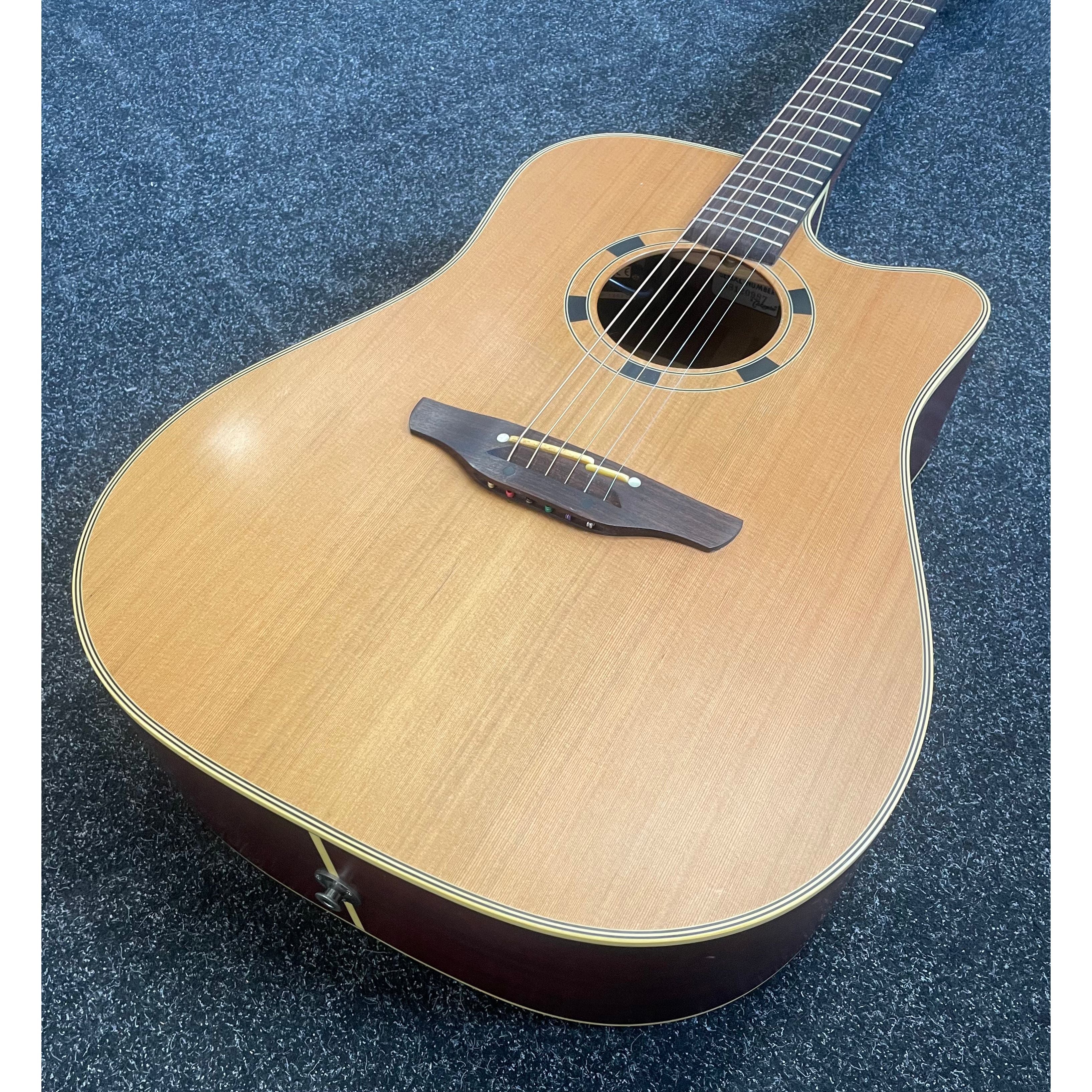 Takamine EN-10C Dreadnought Electro Acoustic Guitar MIJ Made in Japan with Hardcase Pre-Owned