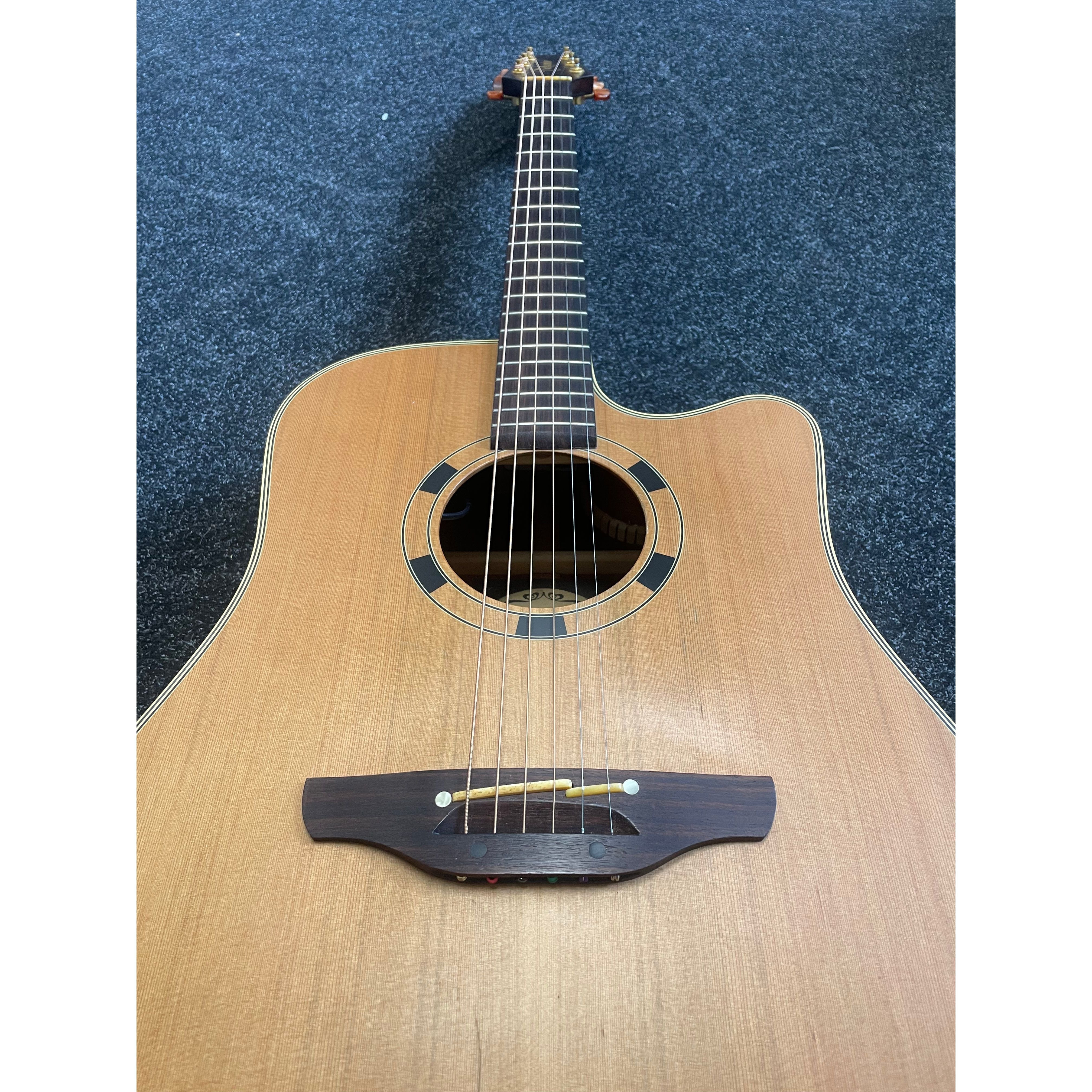 Takamine EN-10C Dreadnought Electro Acoustic Guitar MIJ Made in Japan with Hardcase Pre-Owned