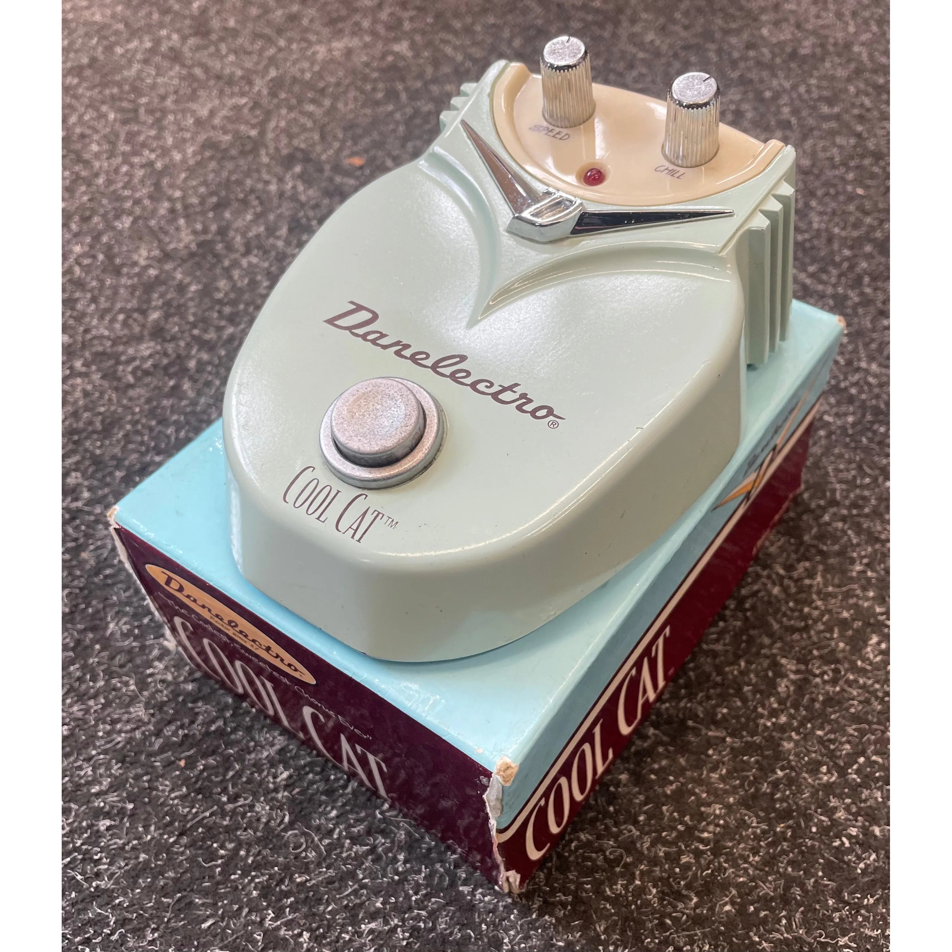 Danelectro Cool Cat Chorus Pedal for Guitar Pre-Owned