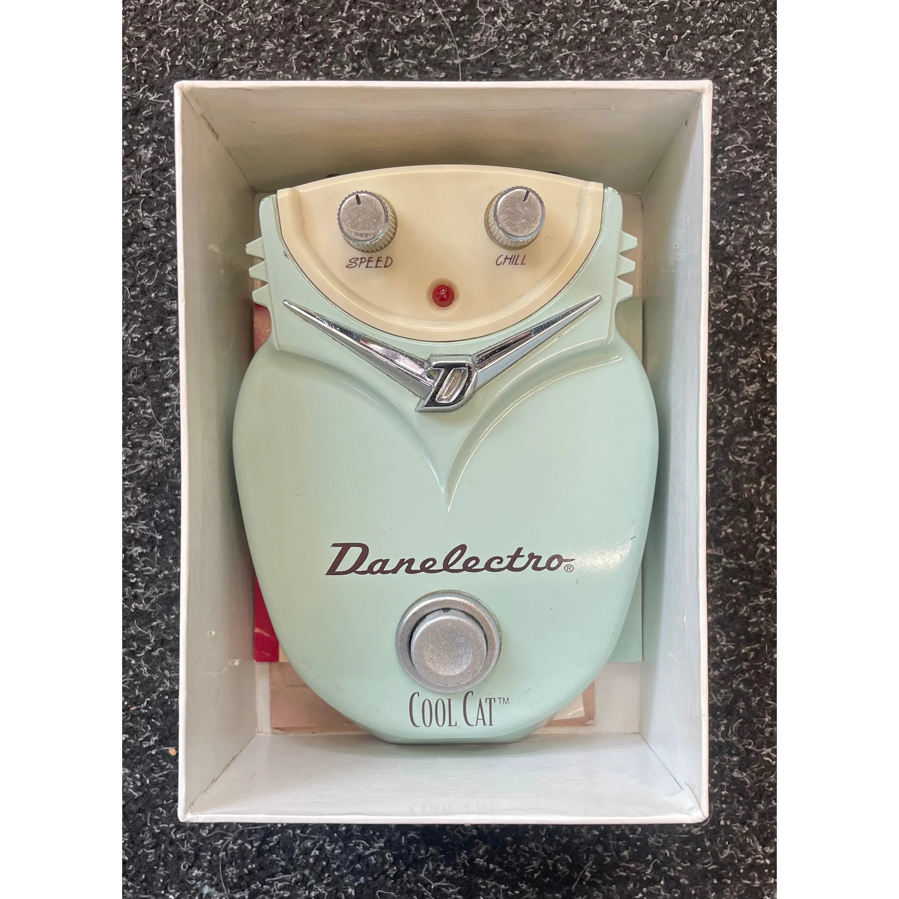 Danelectro Cool Cat Chorus Pedal for Guitar Pre-Owned