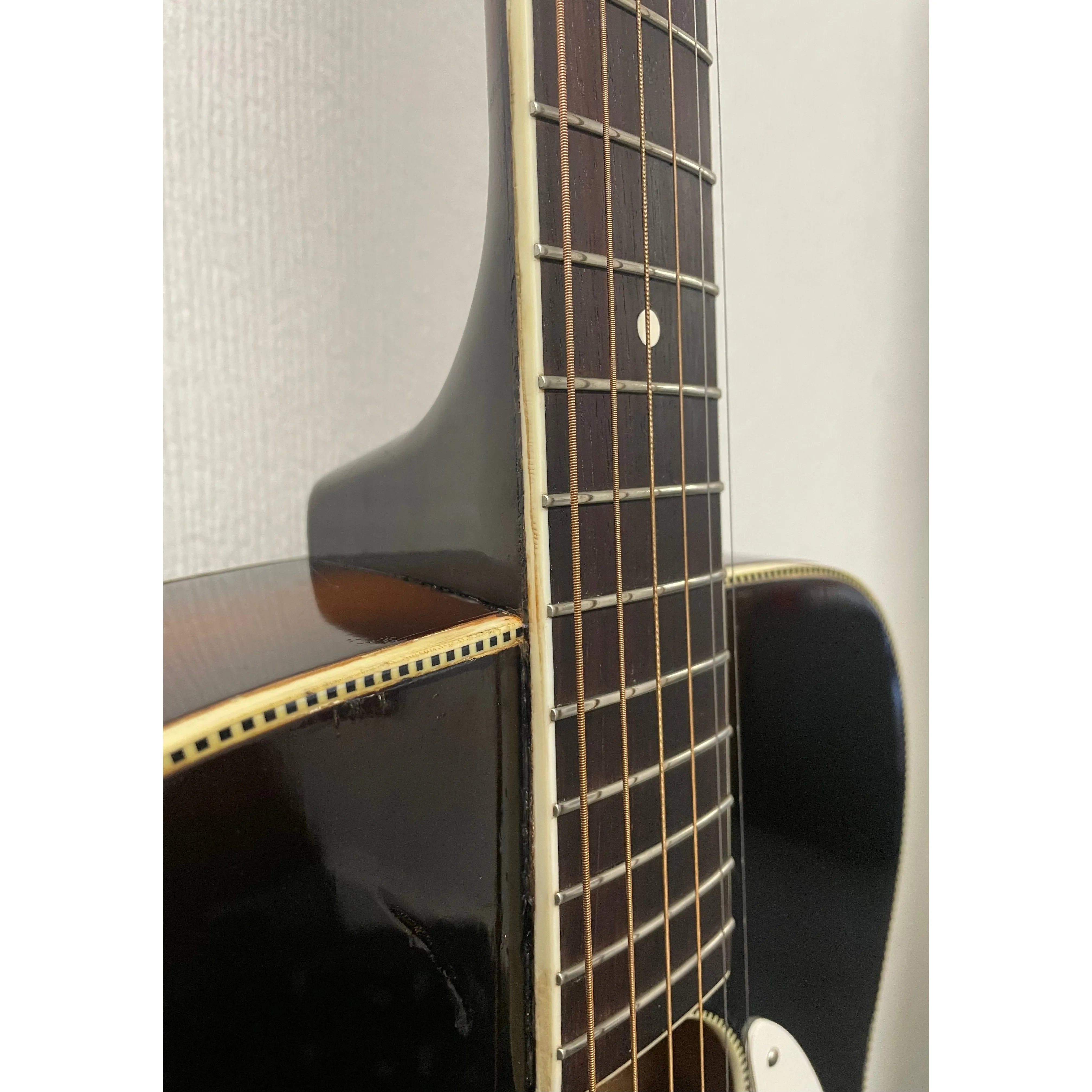 Kay K-15 1950's-60's Flat Top Jumbo Acoustic Guitar L3623 in Burst Finish with Hardcase Pre-Owned