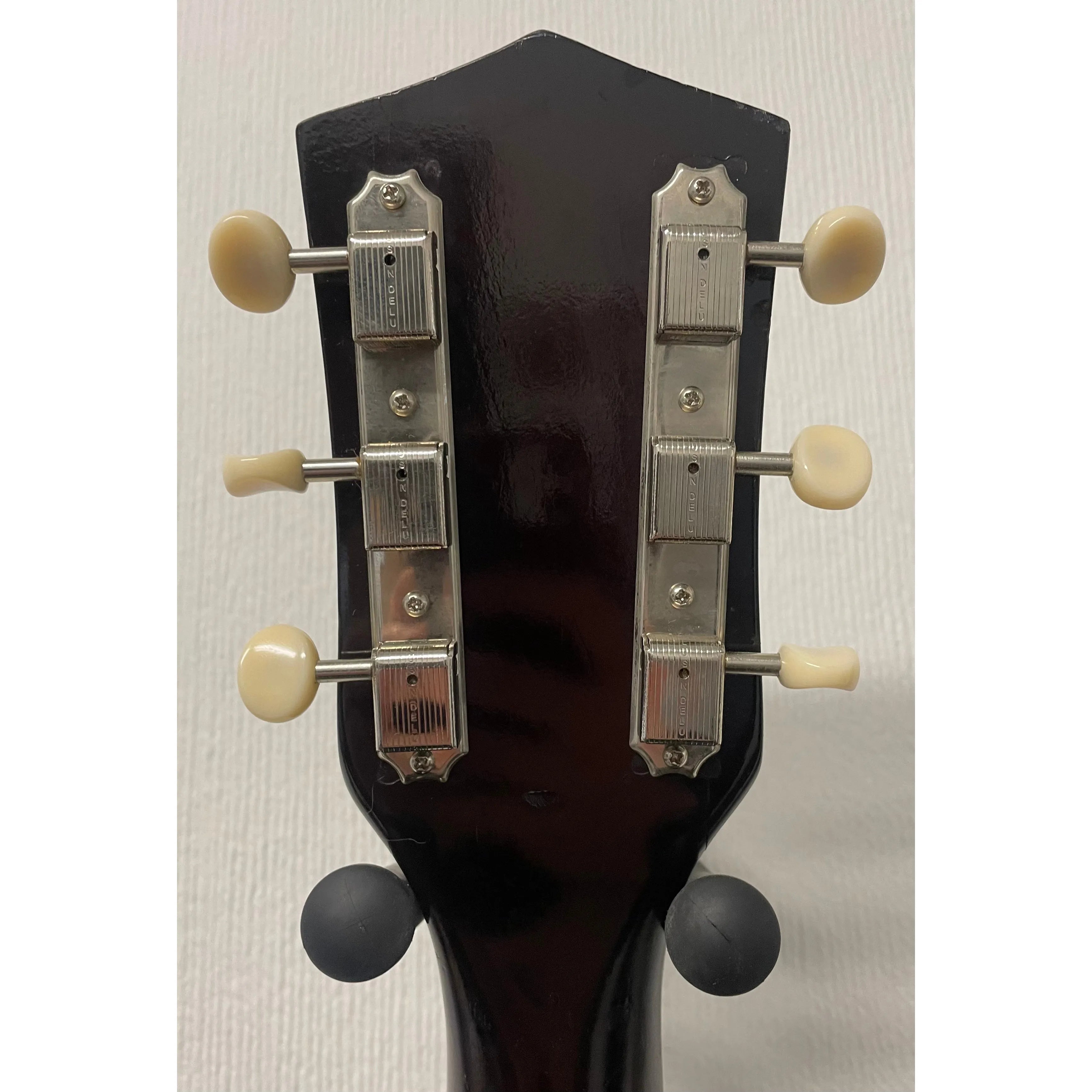 Kay K-15 1950's-60's Flat Top Jumbo Acoustic Guitar L3623 in Burst Finish with Hardcase Pre-Owned