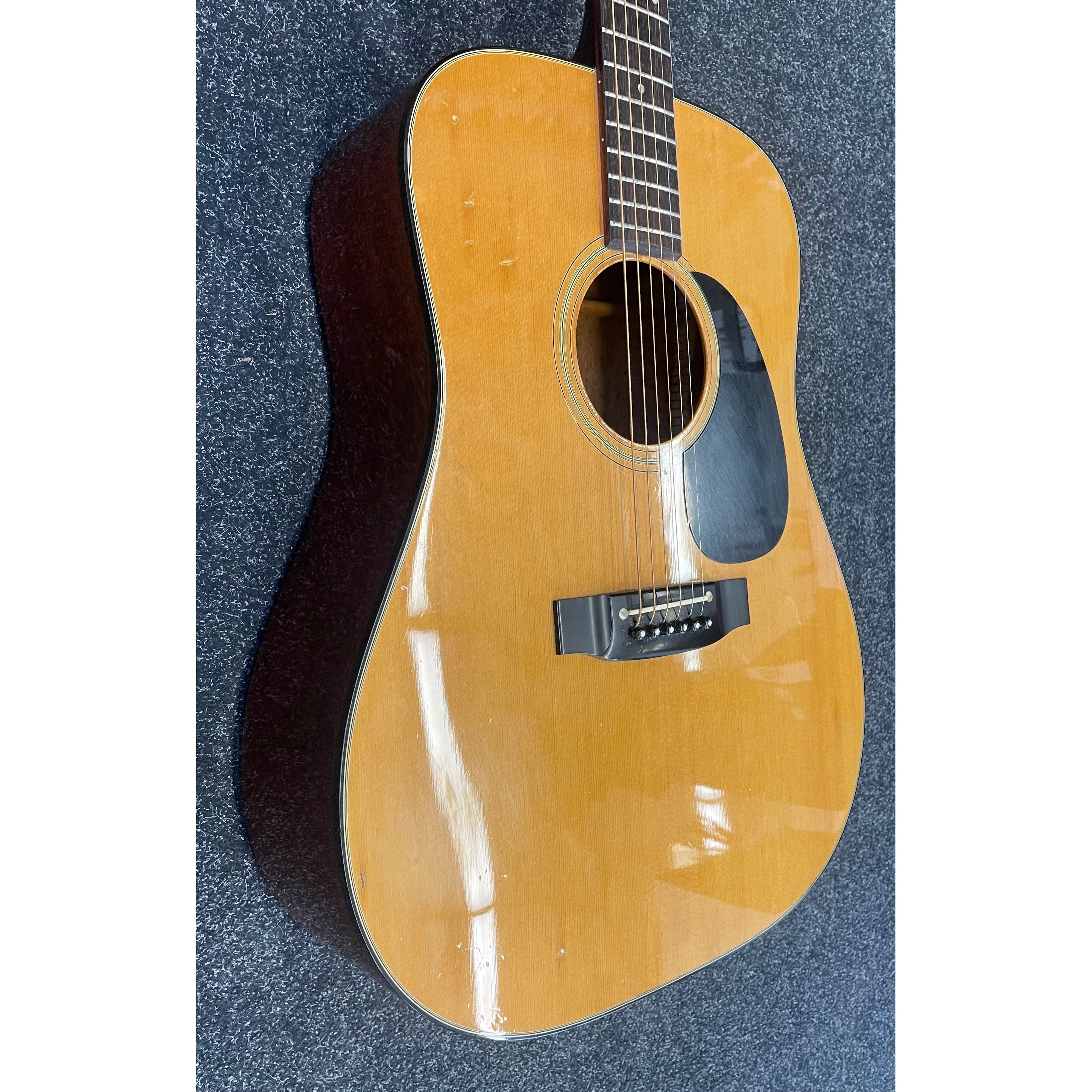 Takamine EF-340 Dreadnought Electro Acoustic Guitar in Natural with Hardcase Pre-Owned