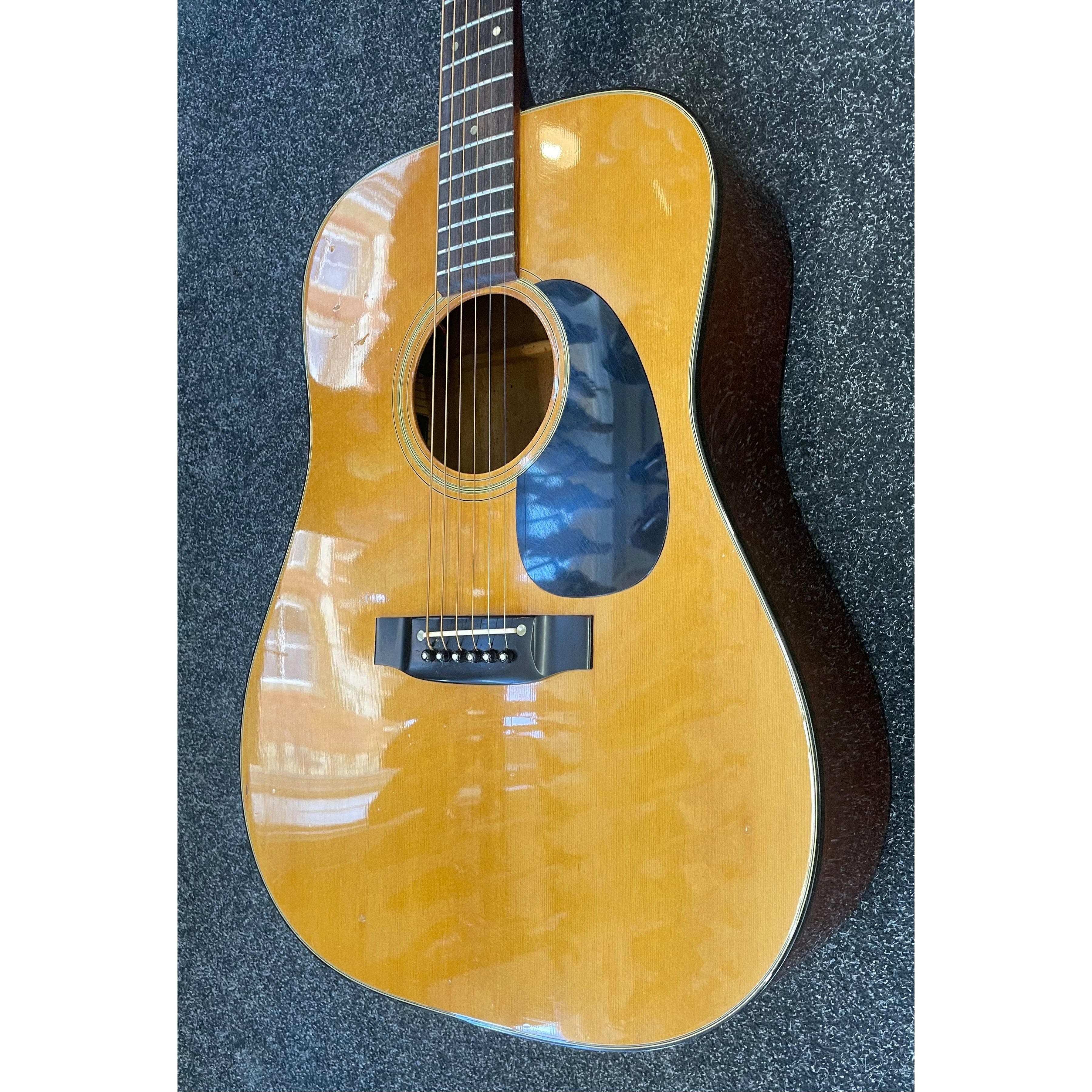 Takamine EF-340 Dreadnought Electro Acoustic Guitar in Natural with Hardcase Pre-Owned