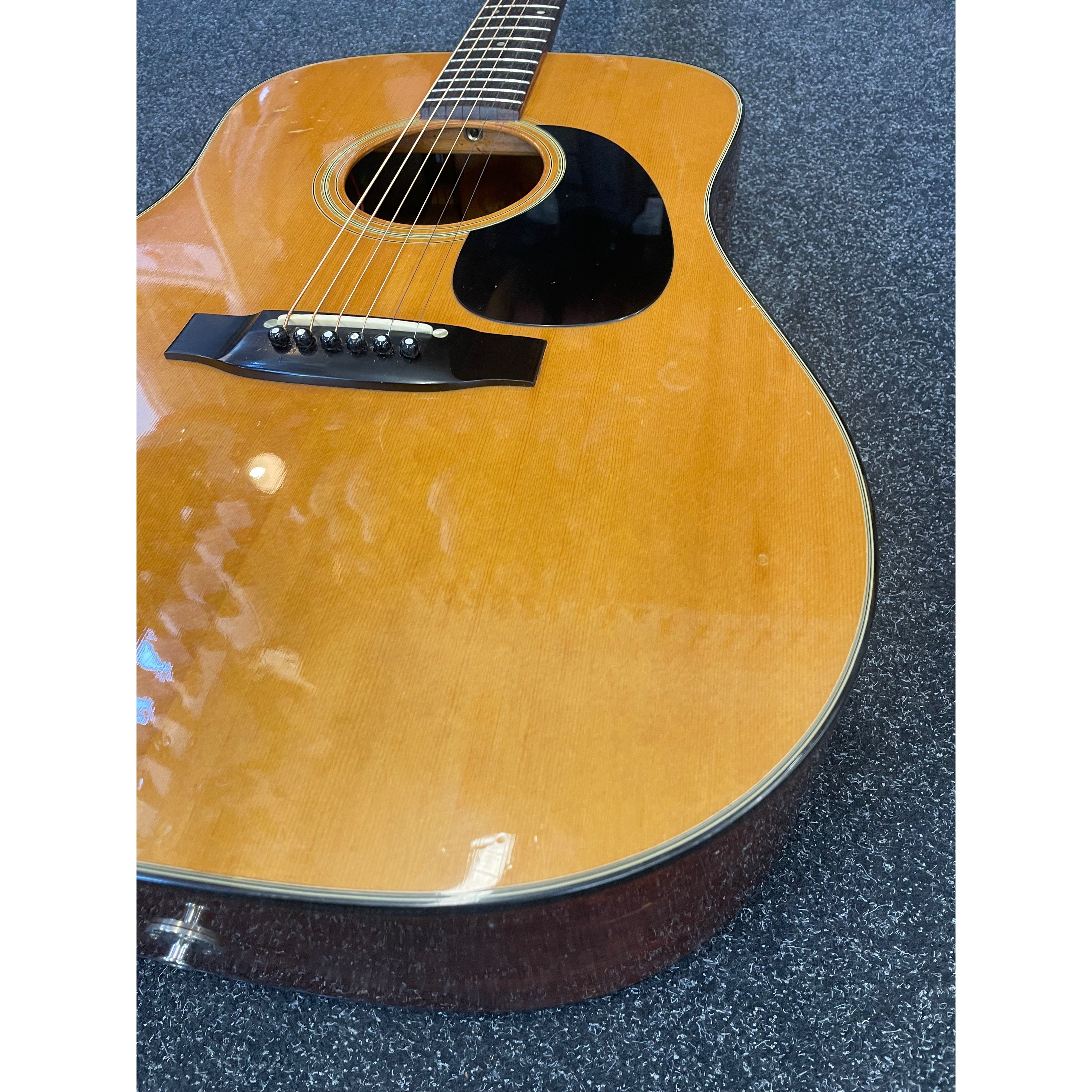 Takamine EF-340 Dreadnought Electro Acoustic Guitar in Natural with Hardcase Pre-Owned