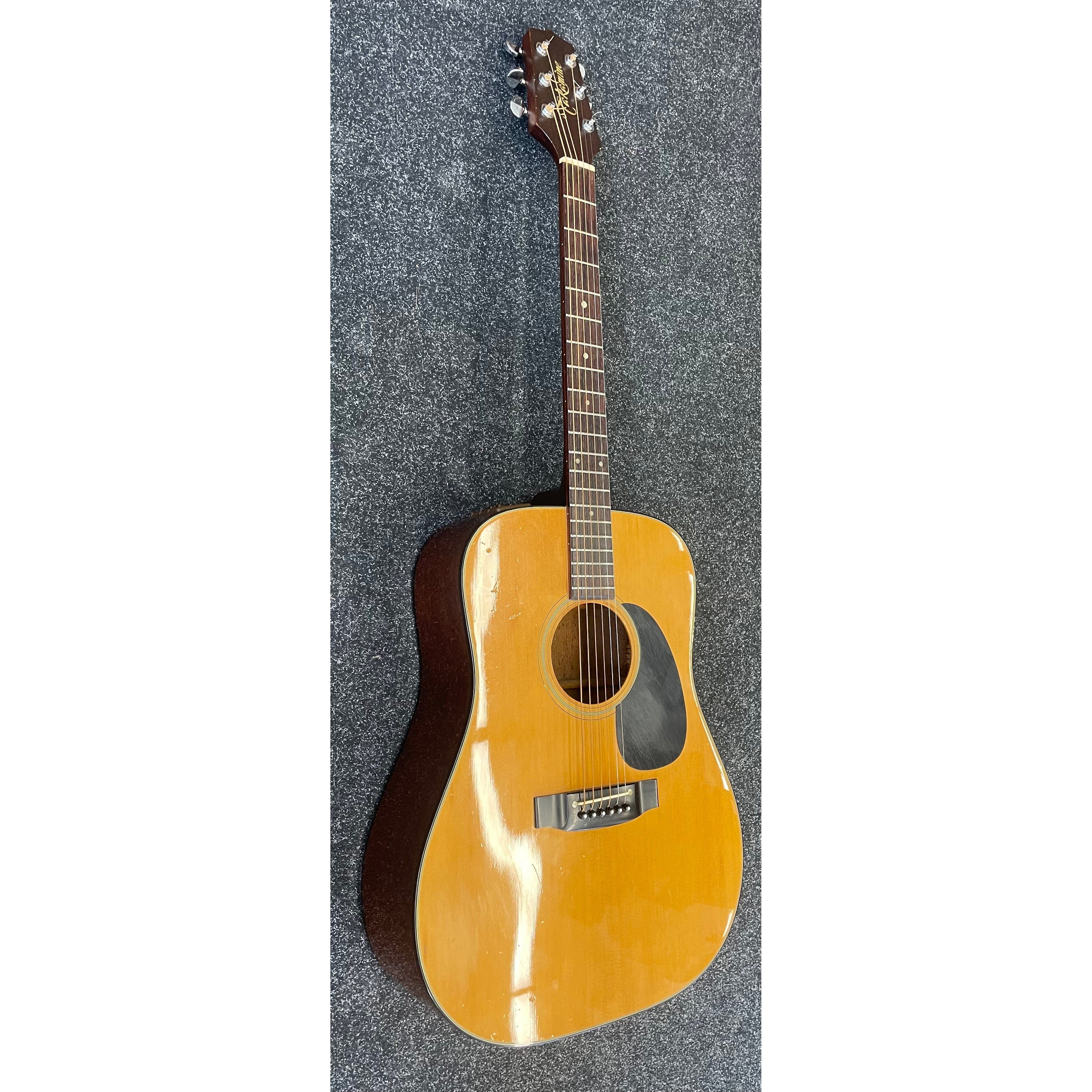 Takamine EF-340 Dreadnought Electro Acoustic Guitar in Natural with Hardcase Pre-Owned
