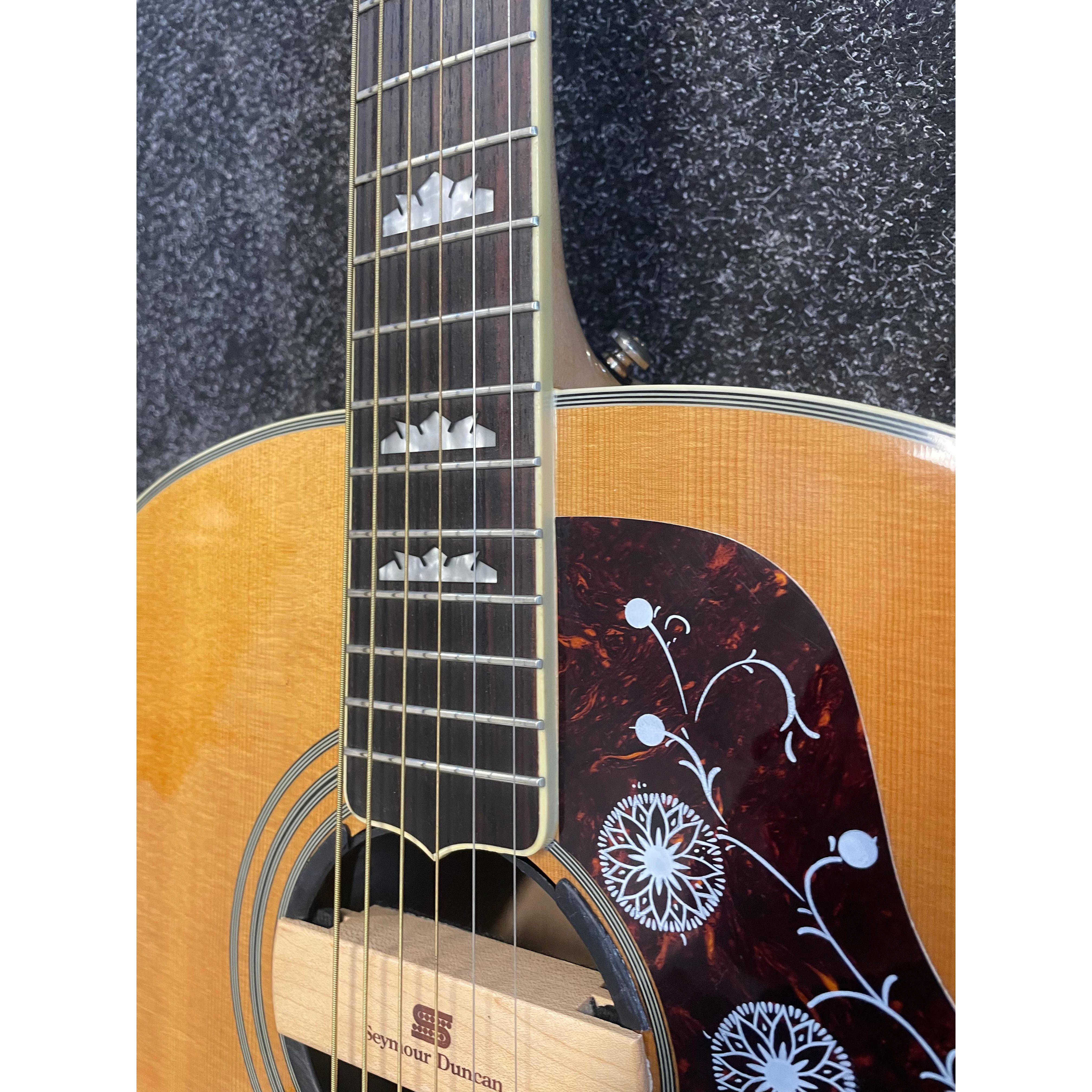 Epiphone EJ-200N Jumbo Acoustic Guitar Modified with Seymour Duncan Mounted Pickup with Hardcase Pre-Owned