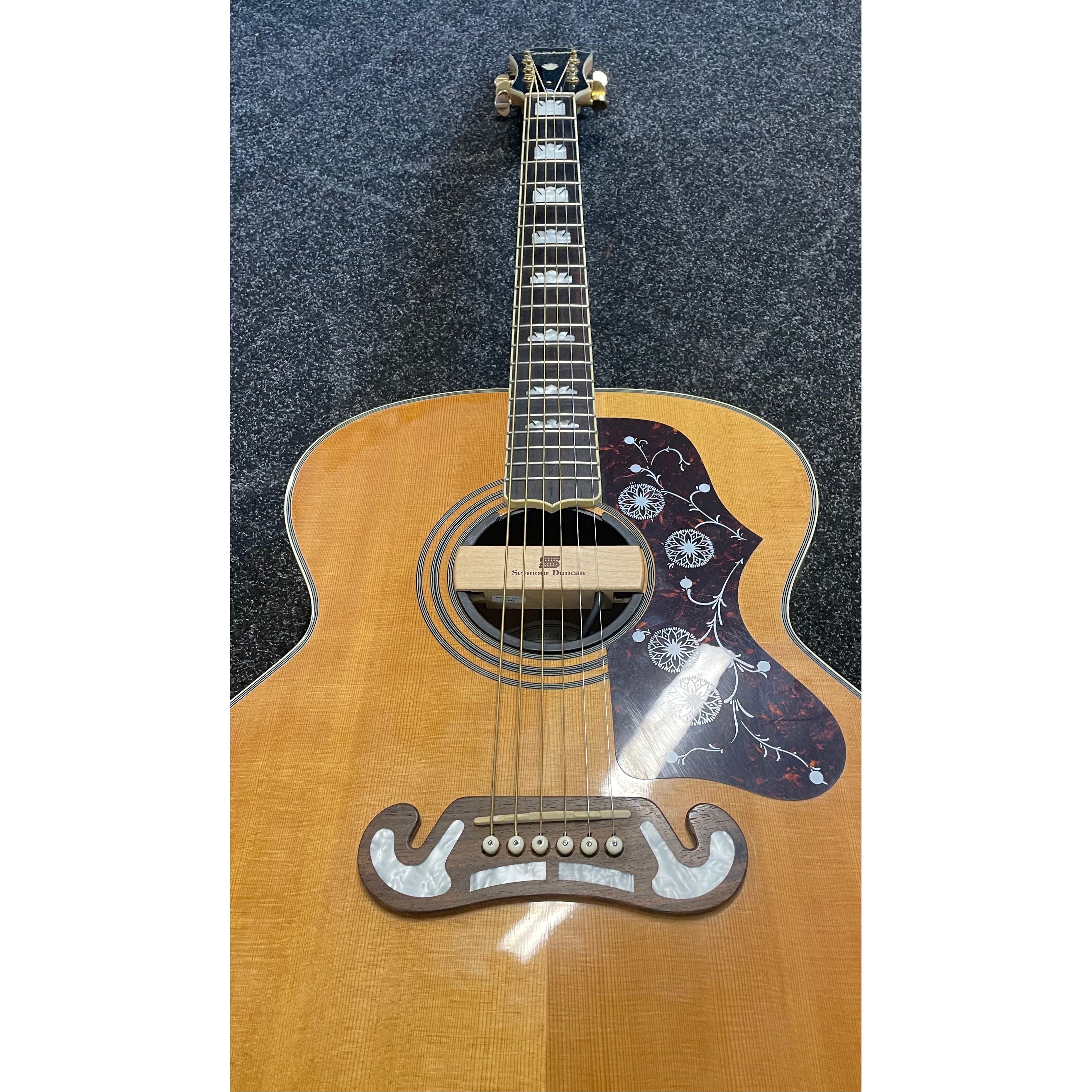 Epiphone EJ-200N Jumbo Acoustic Guitar Modified with Seymour Duncan Mounted Pickup with Hardcase Pre-Owned